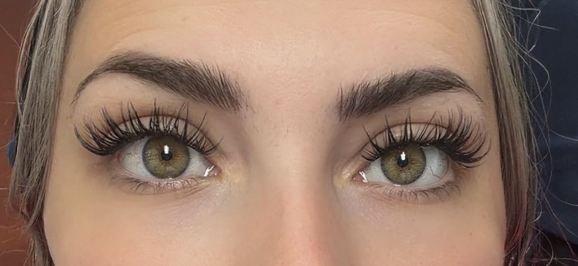 Goddvenus Lash Clusters Kit Wispy Eyelash Clusters Lashes Natural DIY Lash Extension Kit 10-16mm Cluster Eyelash Extensions Kit 300pcs C Curl Individual Lashes Cluster Eyelash (No Tweezers) customer photo 2