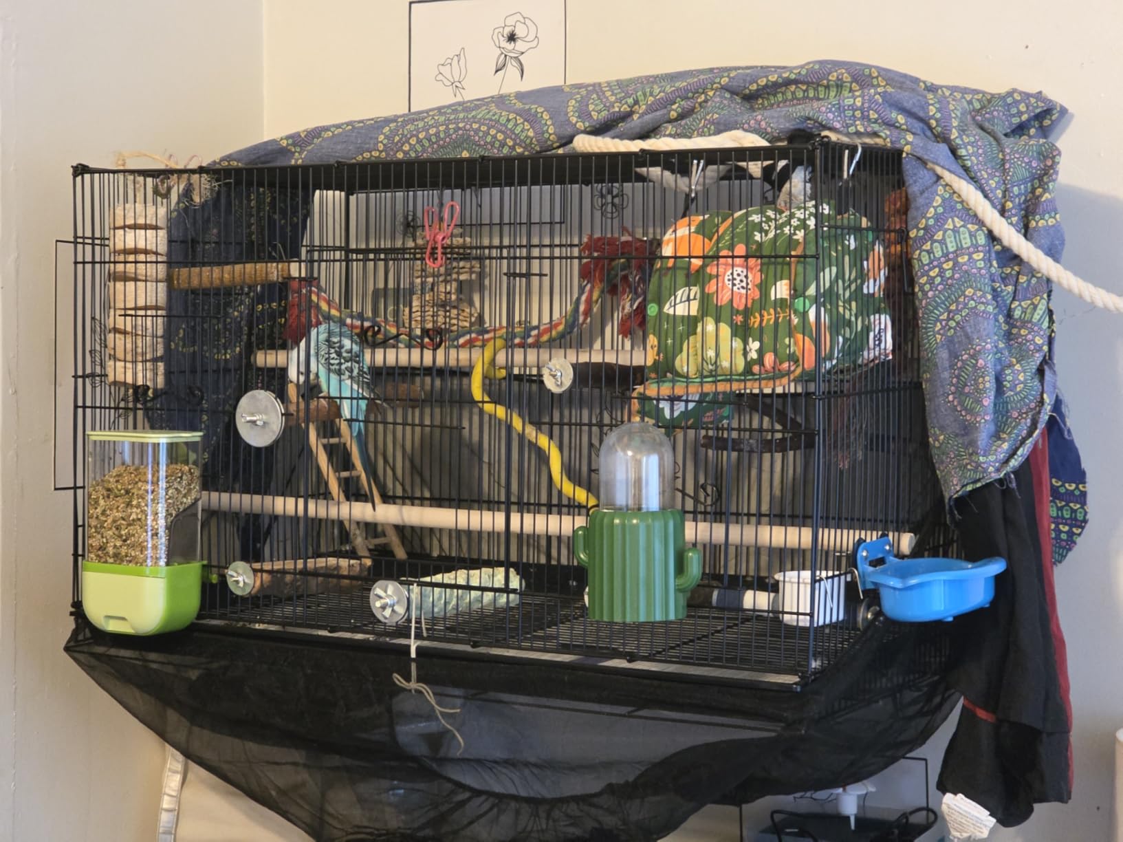 VEVOR 30-inch Flight Bird Cage, Stackable Bird Cage for Small Parrots Canaries Cockatiels Lovebirds Finches Budgies Conures Macaws Pet Travel Birdcage with Handle and Perches customer photo 2