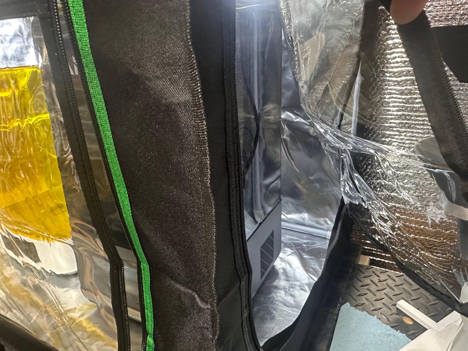 Upgrade 3D Printer Enclosure for Bambu Lab A1,A1 Mini with LED Light,Iron Frame,Fan Extraction Kit,Thermo-Hygrometer, Fireproof Dustproof Tent Constant Temperature Protective Cover,850 * 580 * 580mm customer photo 2