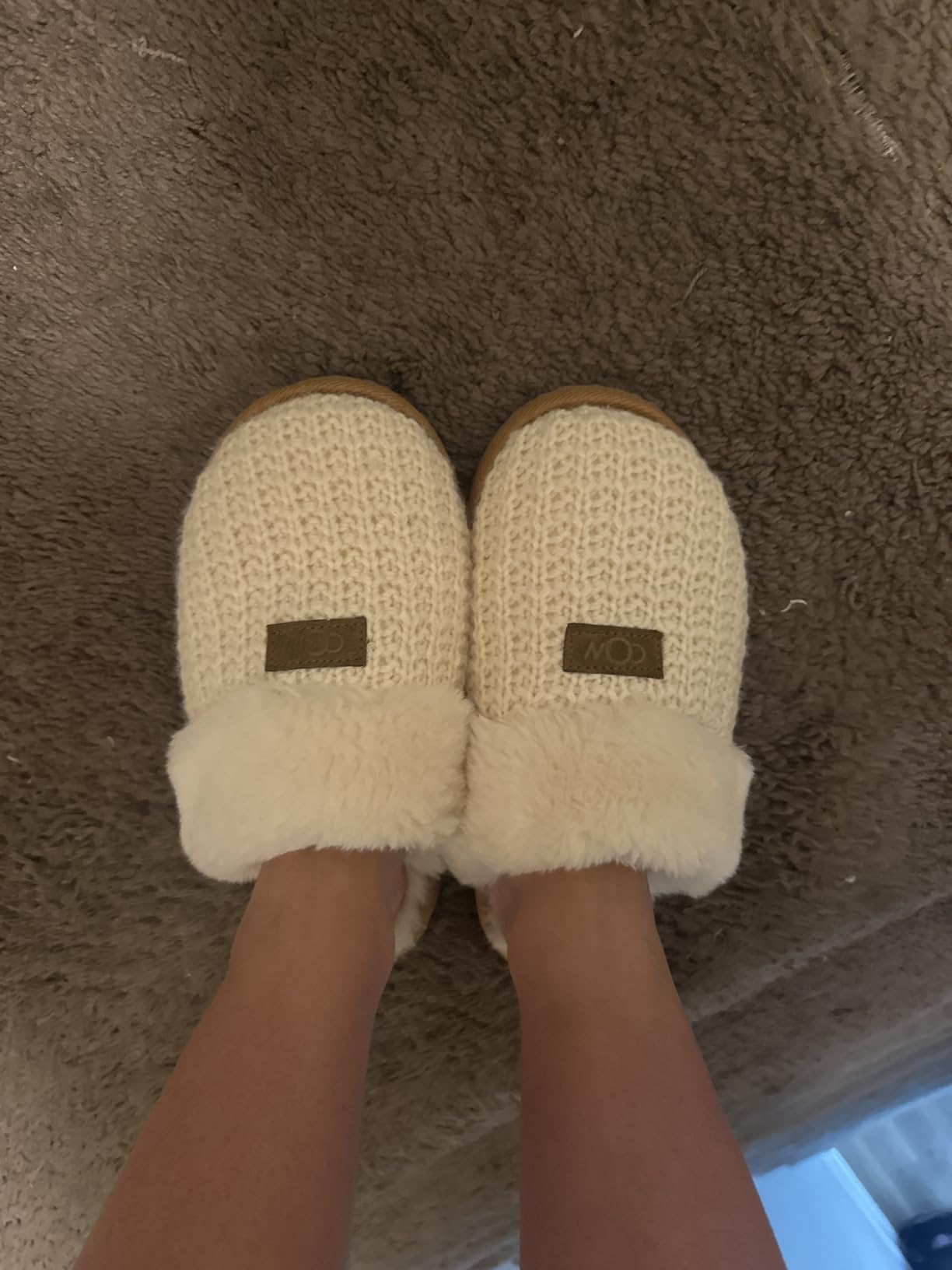 OOW Cozy House Slippers for Women with Memory Foam Fuzzy Shoes for Indoor customer photo 1