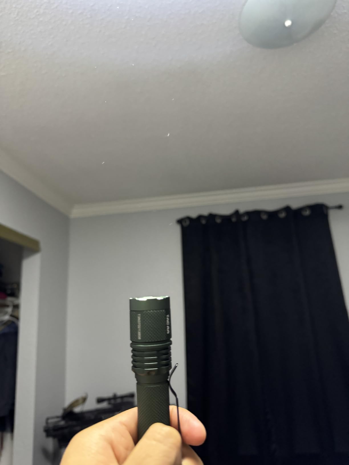 TAC AA 2.0 Tactical EDC AA Flashlight,1000 High Lumen 280M Ultra Long Range customer photo 1