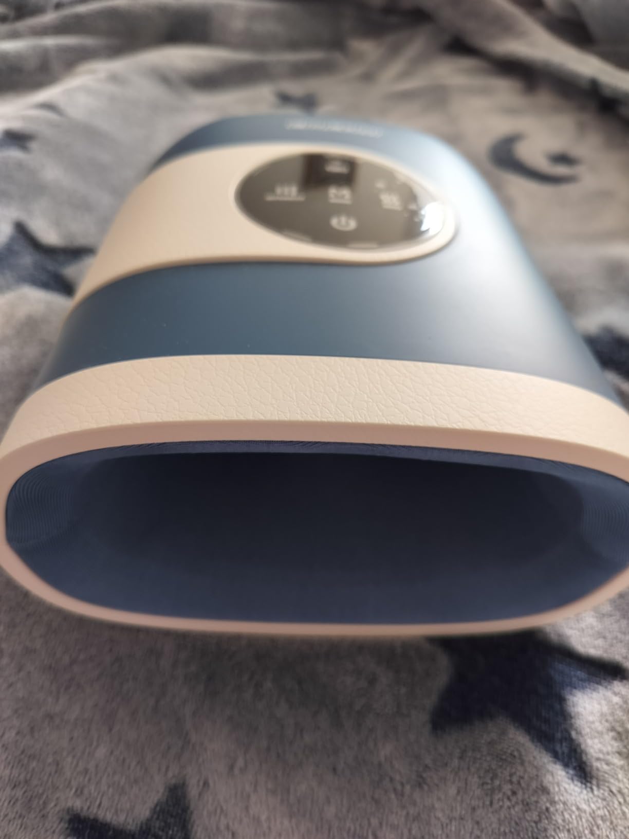 CINCOM Upgraded Hand Massager with Heat and Compression, Black & Gold customer photo 2