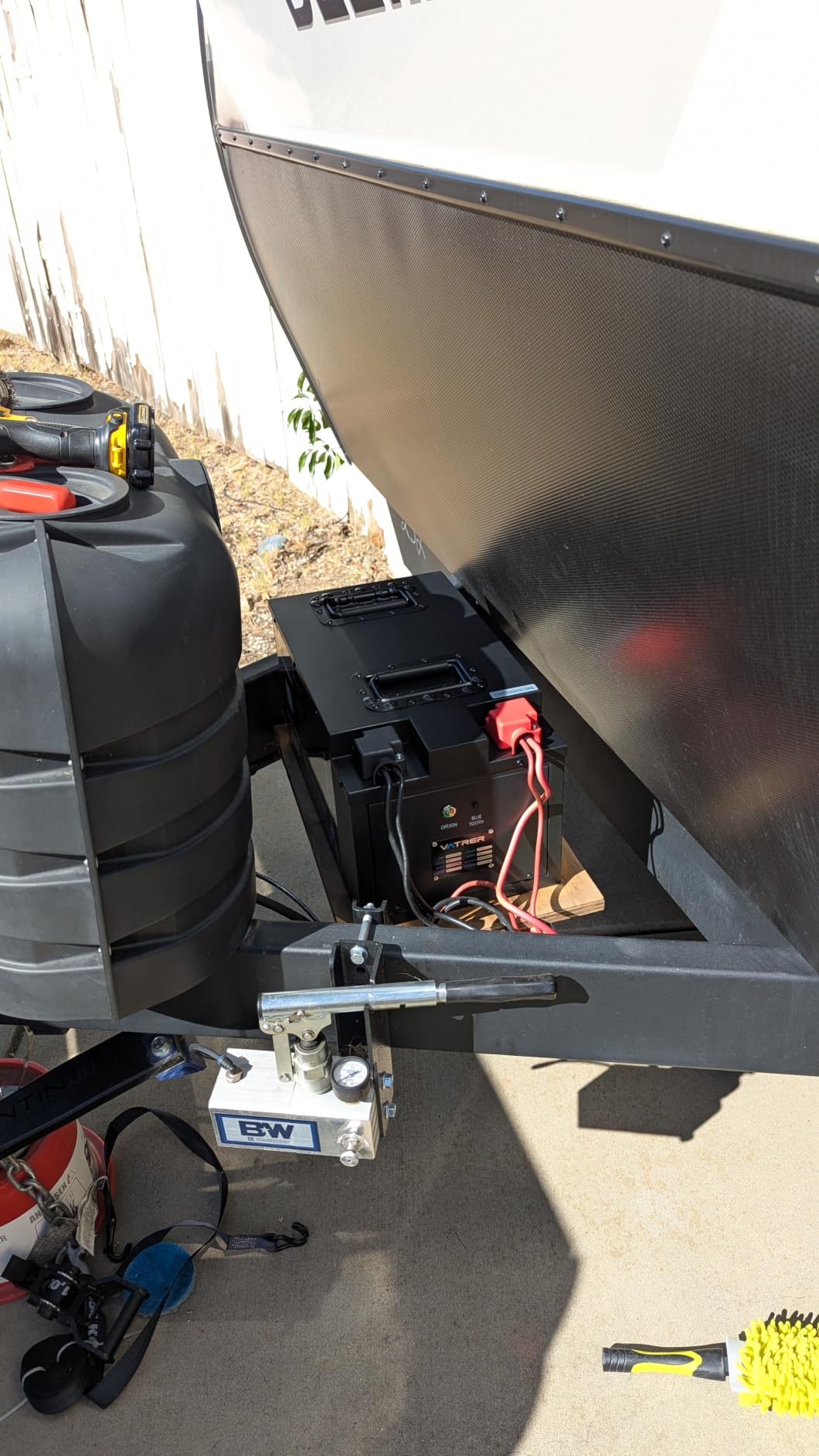 VATRER POWER 12.8V 460Ah Self-Heating LiFePO4 RV Battery, APP Monitoring | Built-in 300A BMS, Max. 3840W Load Power, 5880Wh Usable Energy, 5000+ Cycles Lithium Battery, Perfect for RV, Motorhomes customer photo 2