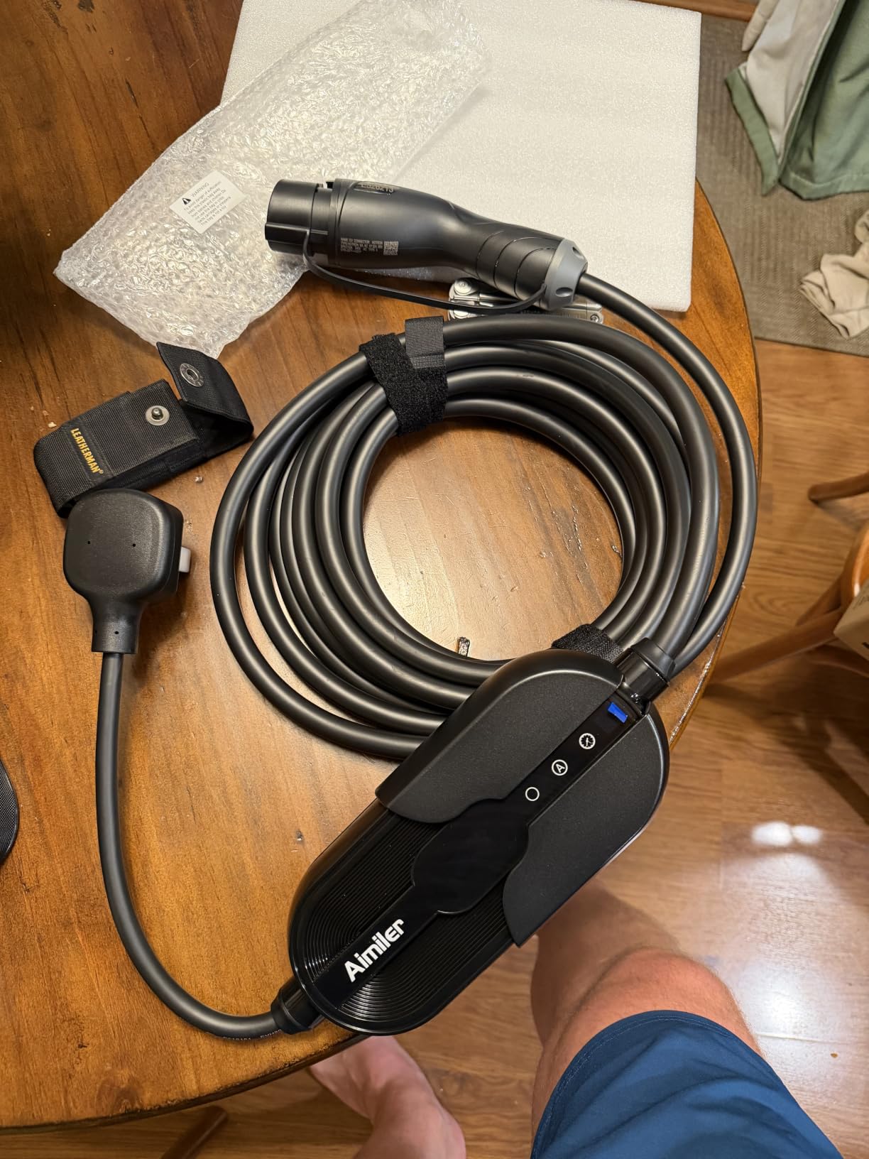 AIMILER Level 2 Electric Vehicle (EV) Charger(WiFi APP/Plug-Play), 40A, 25ft Cable ETL Certified, 220V-240V NEMA 14-50P Plug EVSE w/ J1772 Connector, Portable EV Car Charging Stations (Jet) customer photo 1