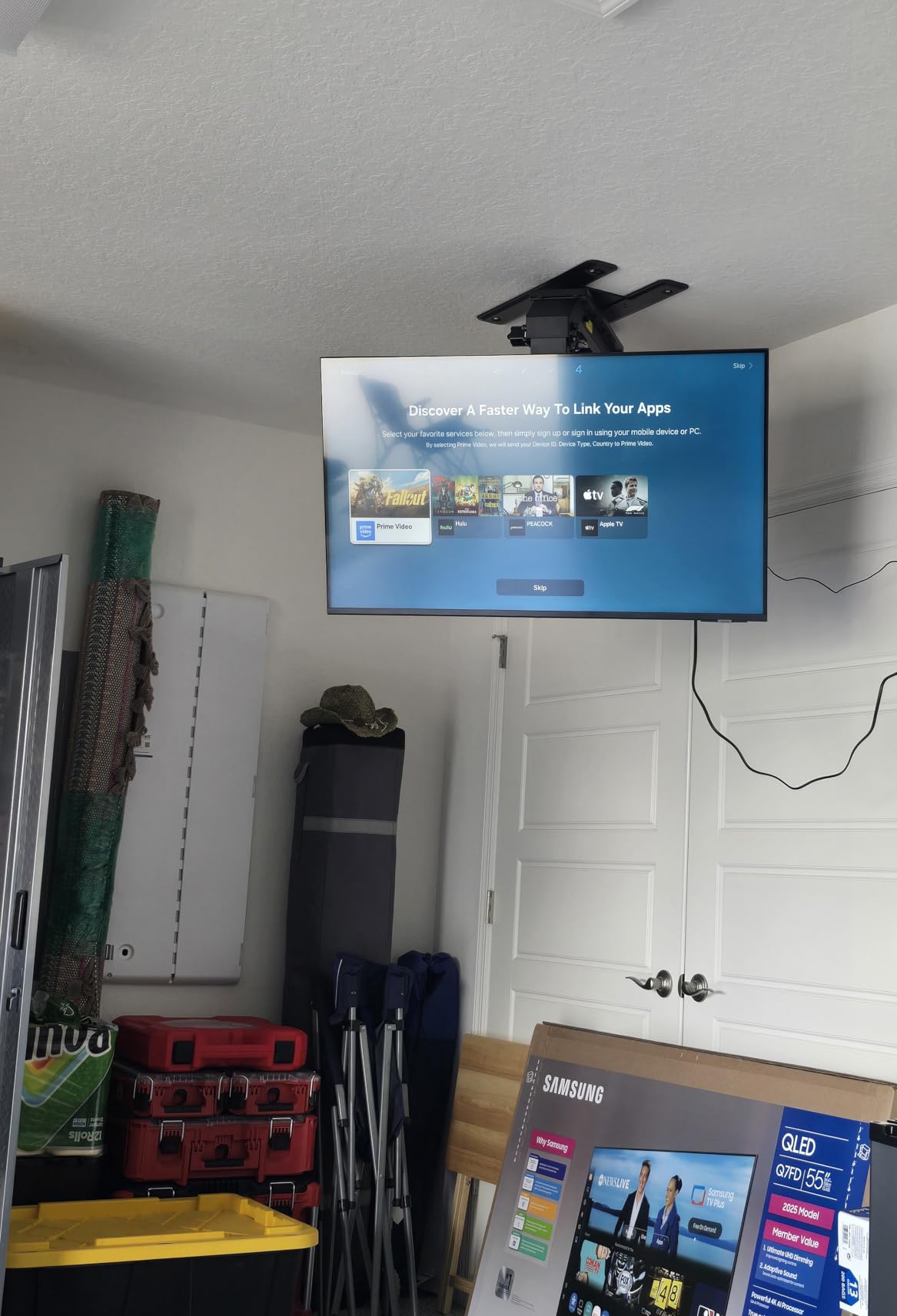 VIVO Swivel Electric Ceiling TV Mount, 37 to 70 in Screens, MOUNT-E-FD75C-S customer photo 1