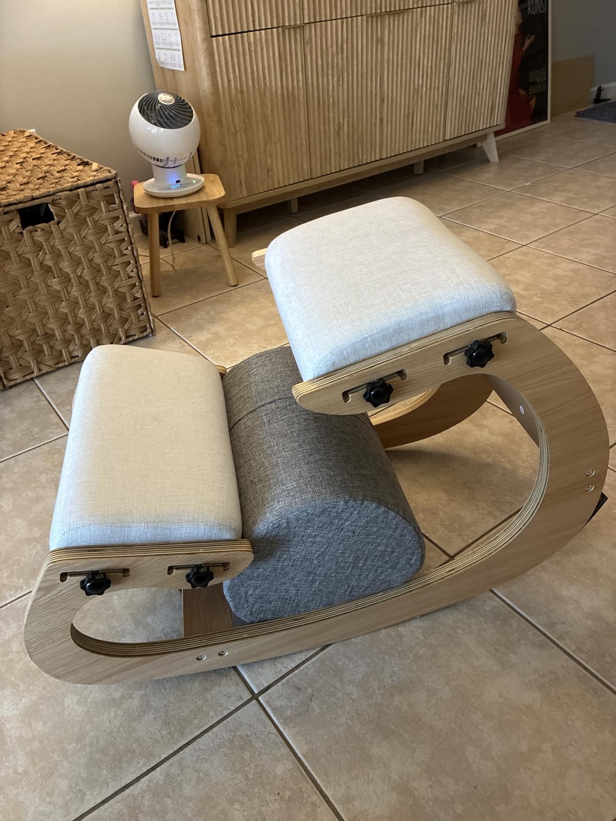 Adjustable Kneeling Chair, Wooden Ergonomic Chair Knee Chair Posture Chair - Improve Your Posture with an Angled Seat for Home, Office (Wood Color+ Pads) customer photo 1