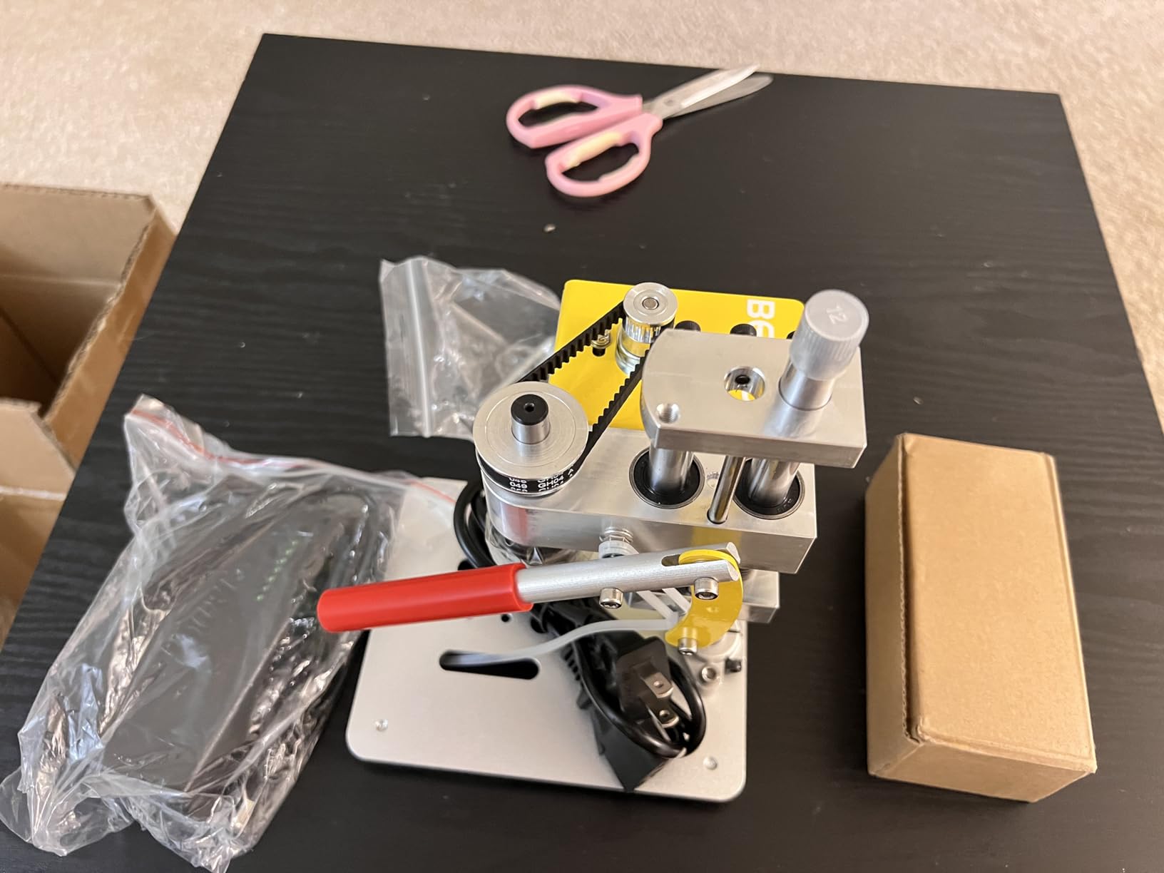 Mini Drill Press, Benchtop Portable Electric Drilling Machine, B10 Chuck customer photo 1