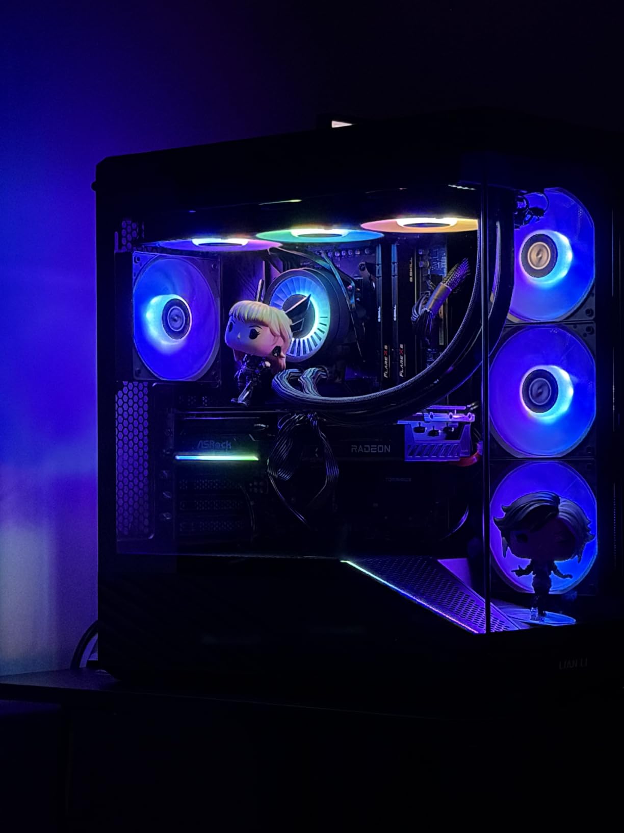 Lian Li V100-ATX Mid-Tower PC Case-Black-V100RX customer photo 1