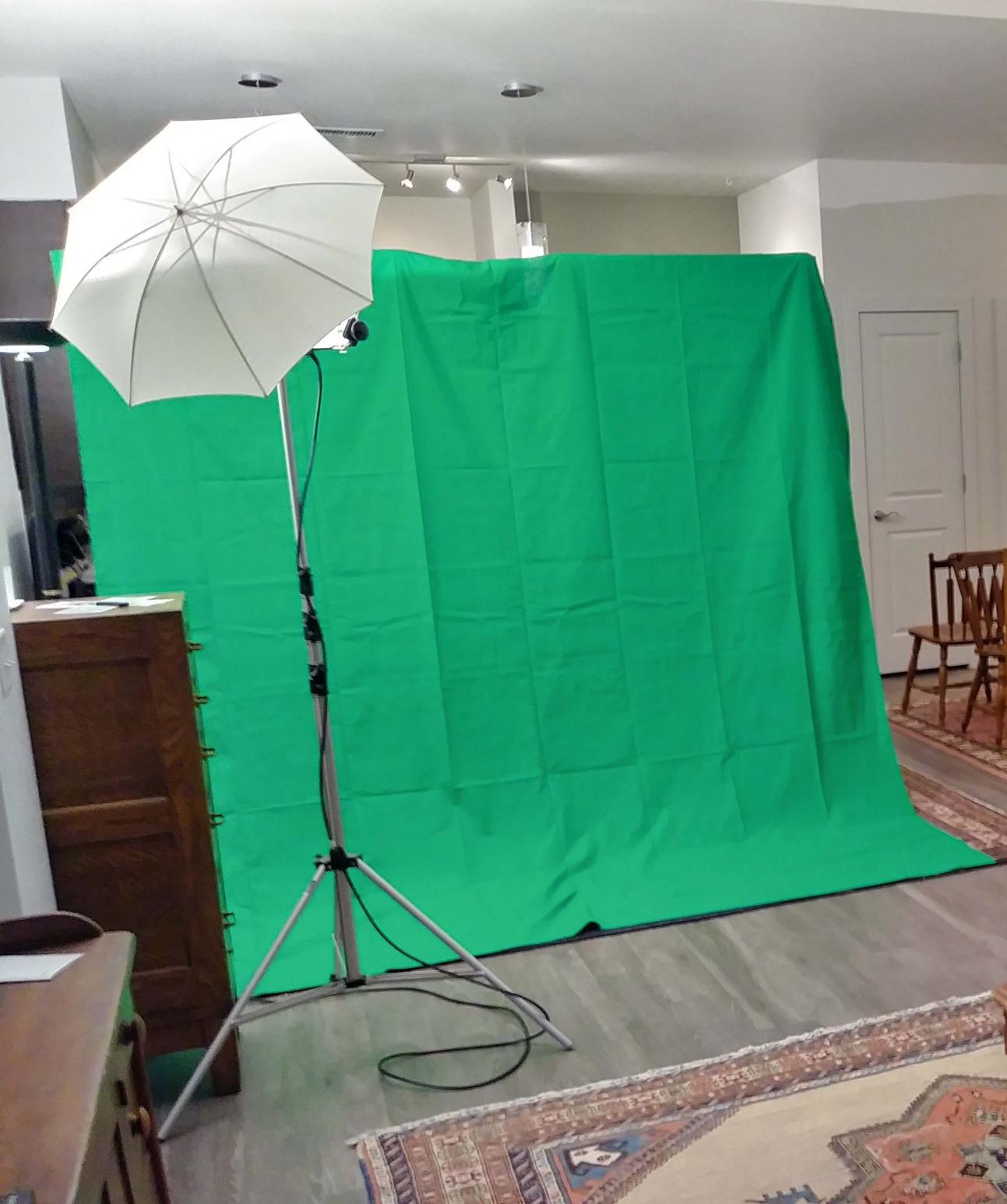 Emart 5x6.5ft Green Screen Backdrop Kit with T-Shape Stand and 6 Clamps customer photo 1