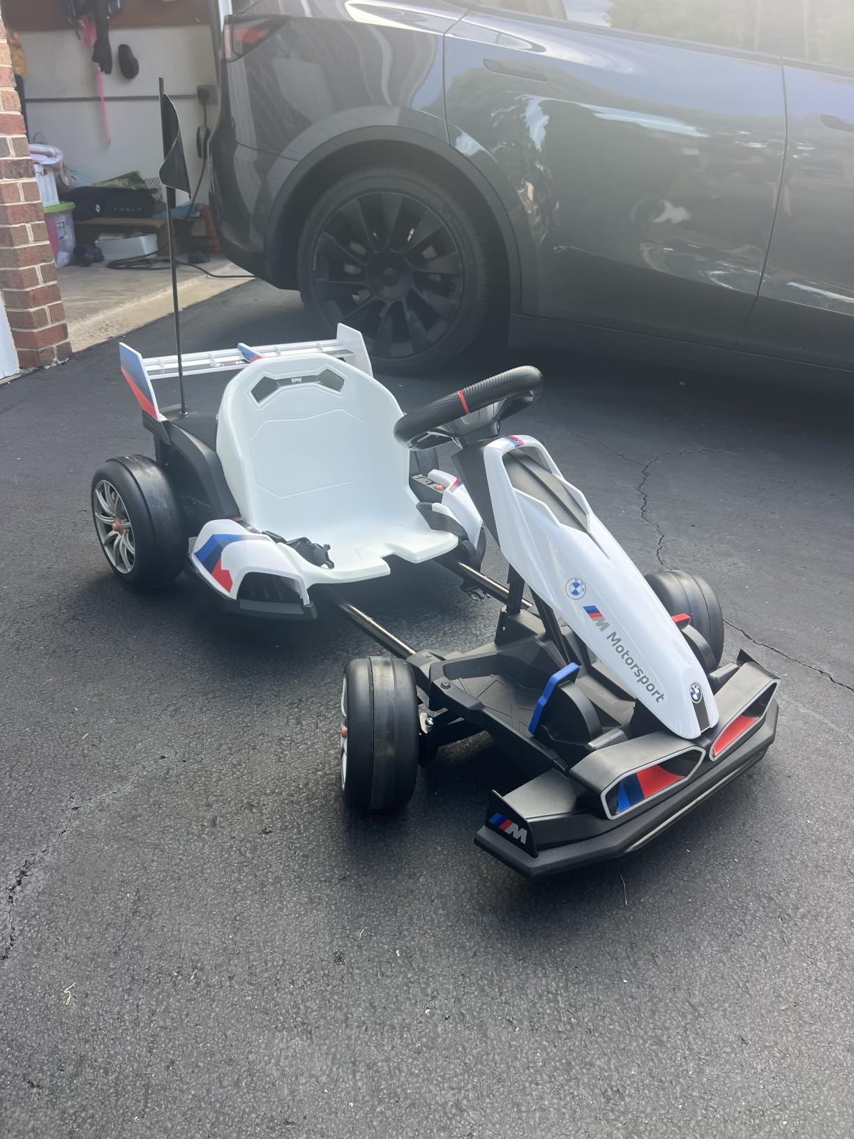 Wanan 36V Electric Go Kart with Adjustable Seat, Licensed BMW Drift Kart with Dual Motors, Crazy Go Cart for Kids Ages 6-12, LED Lights, Drift Mode and 2 Speed (Red) customer photo 1