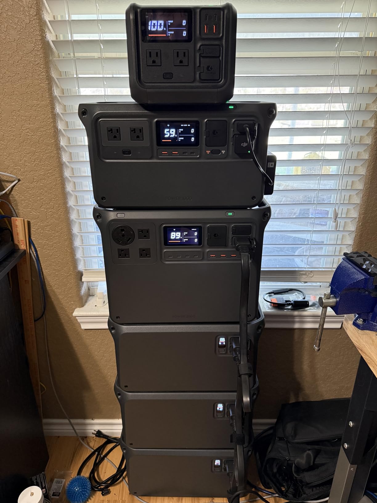 DJI Power 2000 Portable Power Station, 2048Wh LFP Battery customer photo 1
