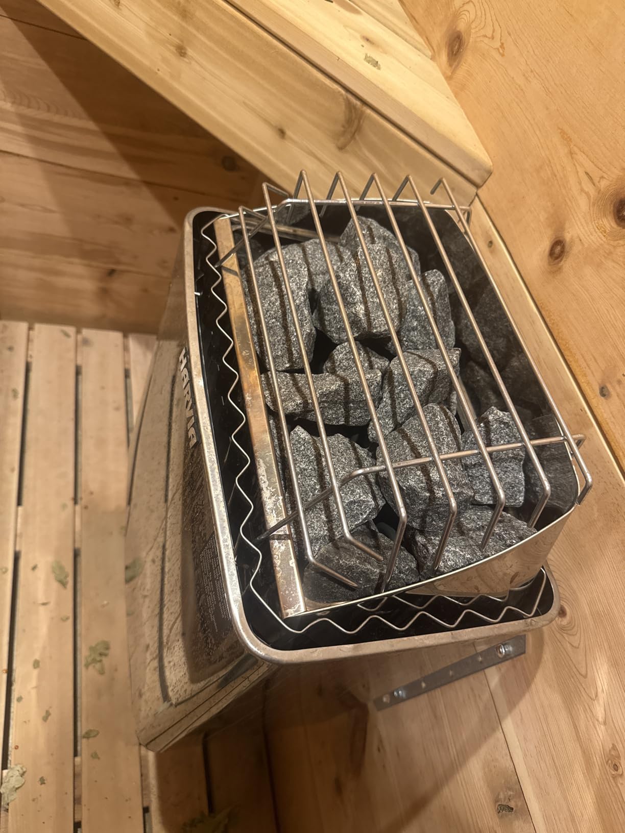 Harvia KIP80B, KIP Series, 8kW Sauna Heater, Built-in Controls(Sauna Stones Included) customer photo 1