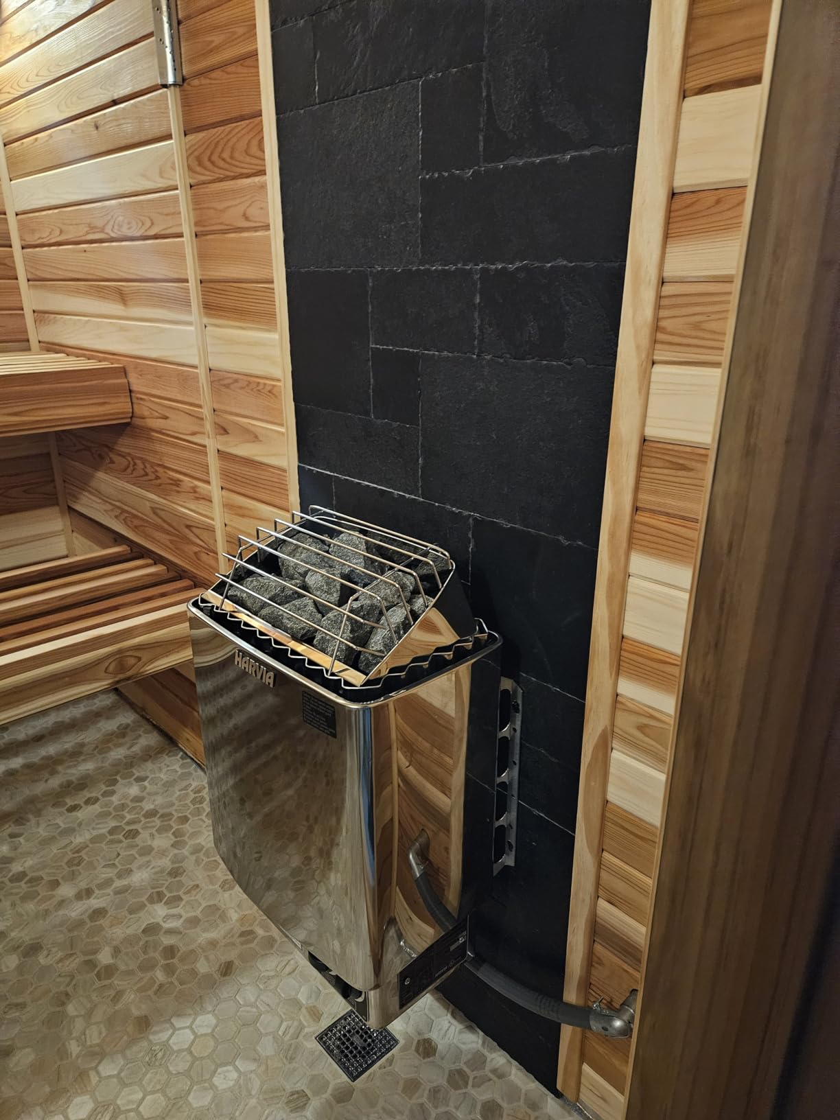 Harvia KIP80B, KIP Series, 8kW Sauna Heater, Built-in Controls(Sauna Stones Included) customer photo 2