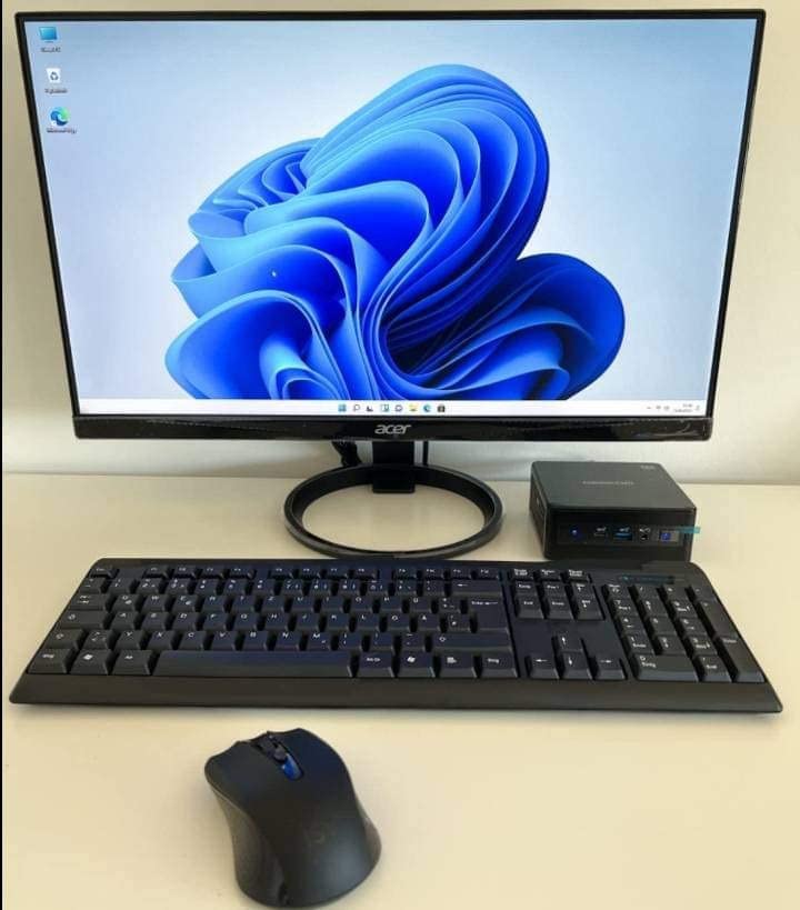 GEEKOM A9 Max Top AI Mini PC,AMD Ryzen AI9 HX470(86 Tops)|32GB DDR5+2TB SSD customer photo 1