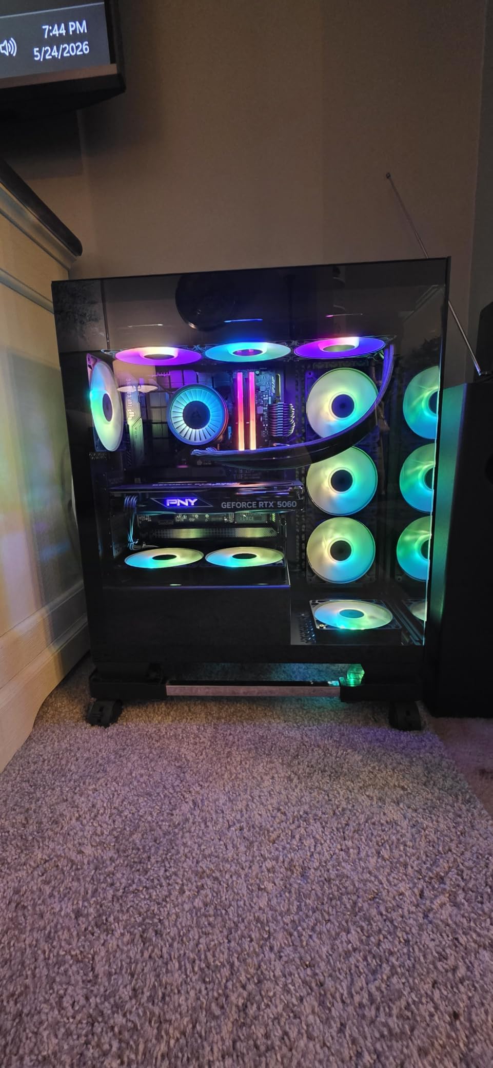 CORSAIR 3500X RS ARGB Panoramic Mid-Tower PC Case – Black customer photo 2