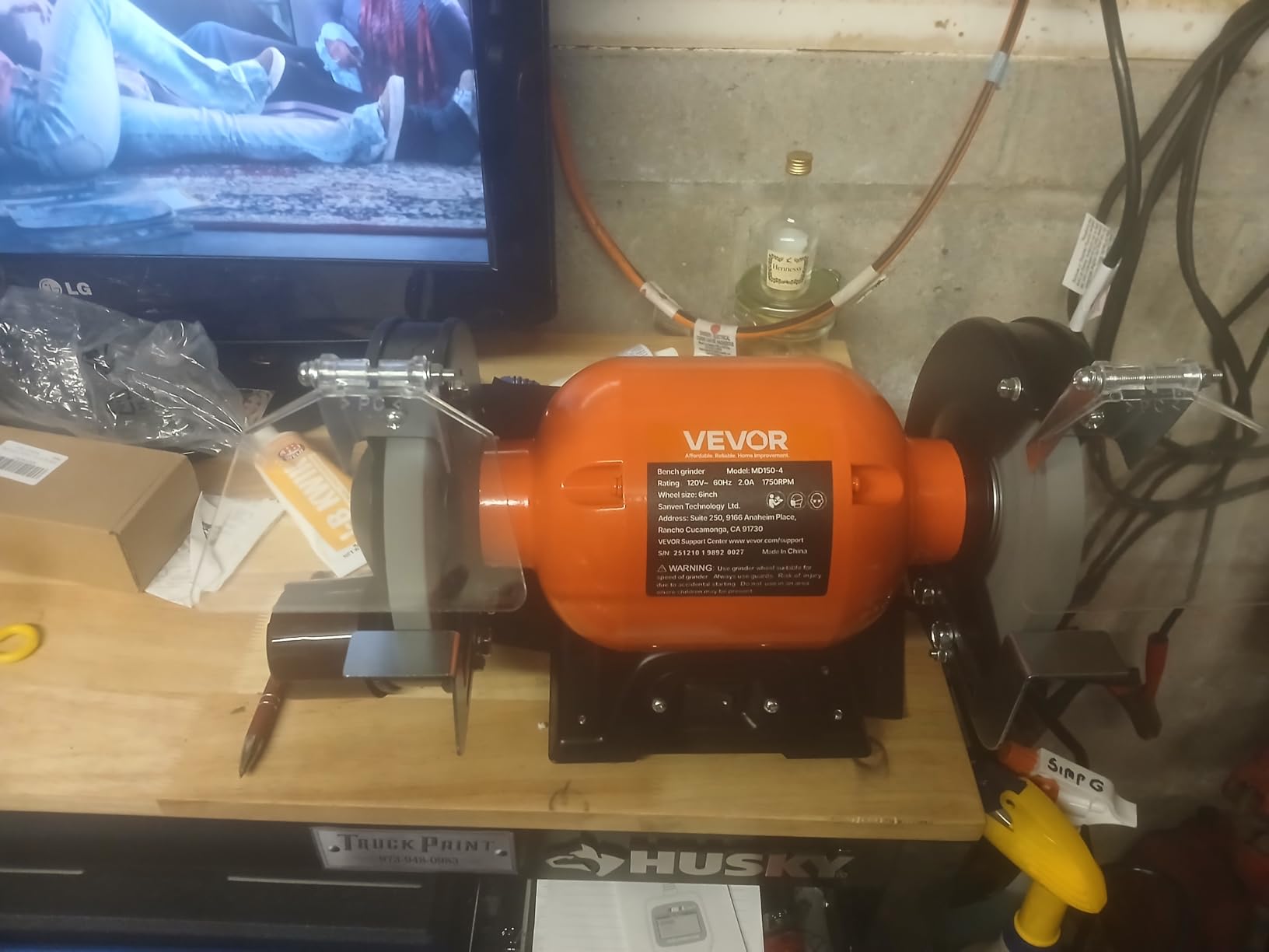 VEVOR Bench Grinder, 6-inch Single Speed Bench Grinder, 3450RPM High-Speed Table Grinders with 250W 2.1A 1/3Hp Induction Motor, 36/60-Grit Grinding Wheels & LED Work Light for Fast Sharpening Grinding customer photo 2