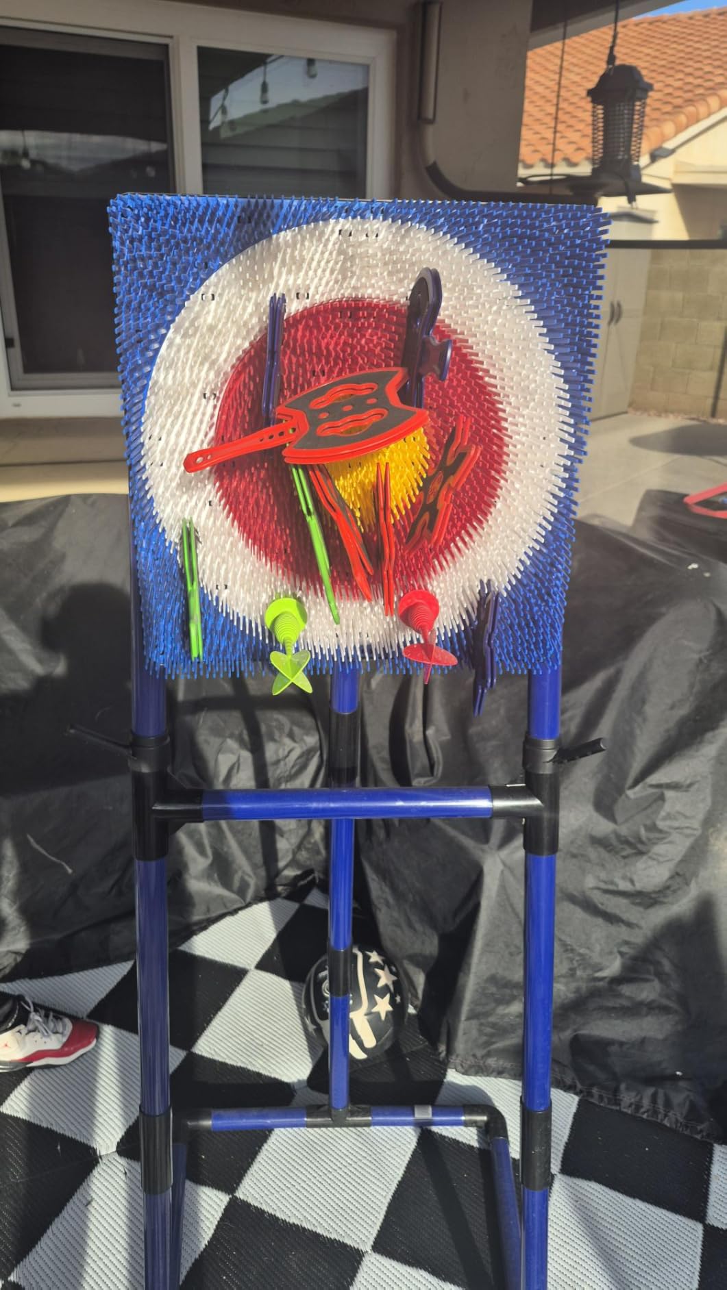 Axe Throwing Game for Backyard with Bristle Target & 12 Throwing Axes Set, Indoor & Outdoor Games for Adults, Kids & Family, Yard Games Toys, Axe Throwing Target,Dart Board customer photo 1