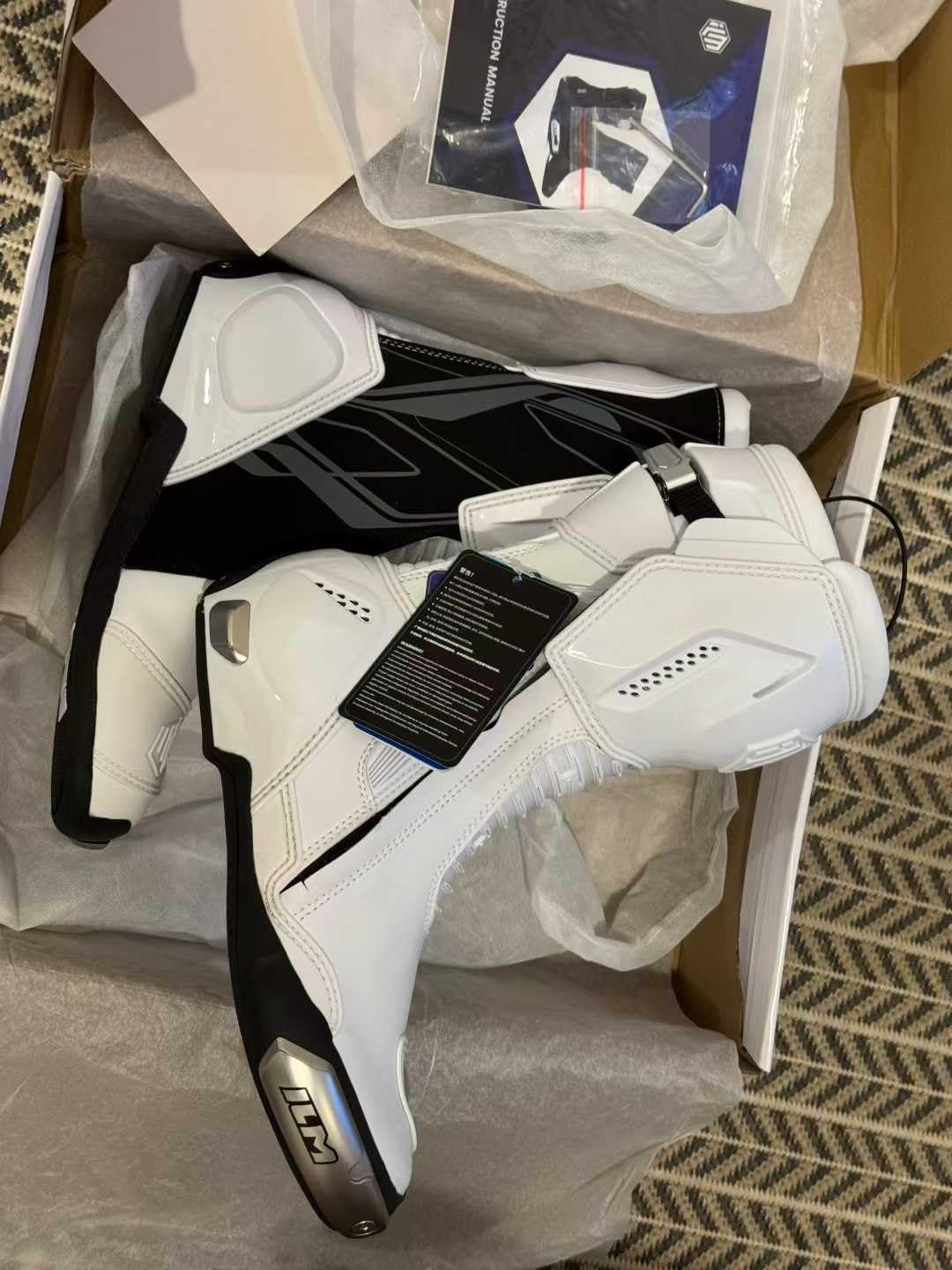 ILM Motorcycle Racing Boots Sport Footwear CE Protective Gear Model BRC1 | CE Racing Boots, Dual-Layer, TPU Armor, Anti-Torsion Sole, Heel/Shin Vents, 3D Mesh Liner, Side zip, Quick-Lock Buckle customer photo 1