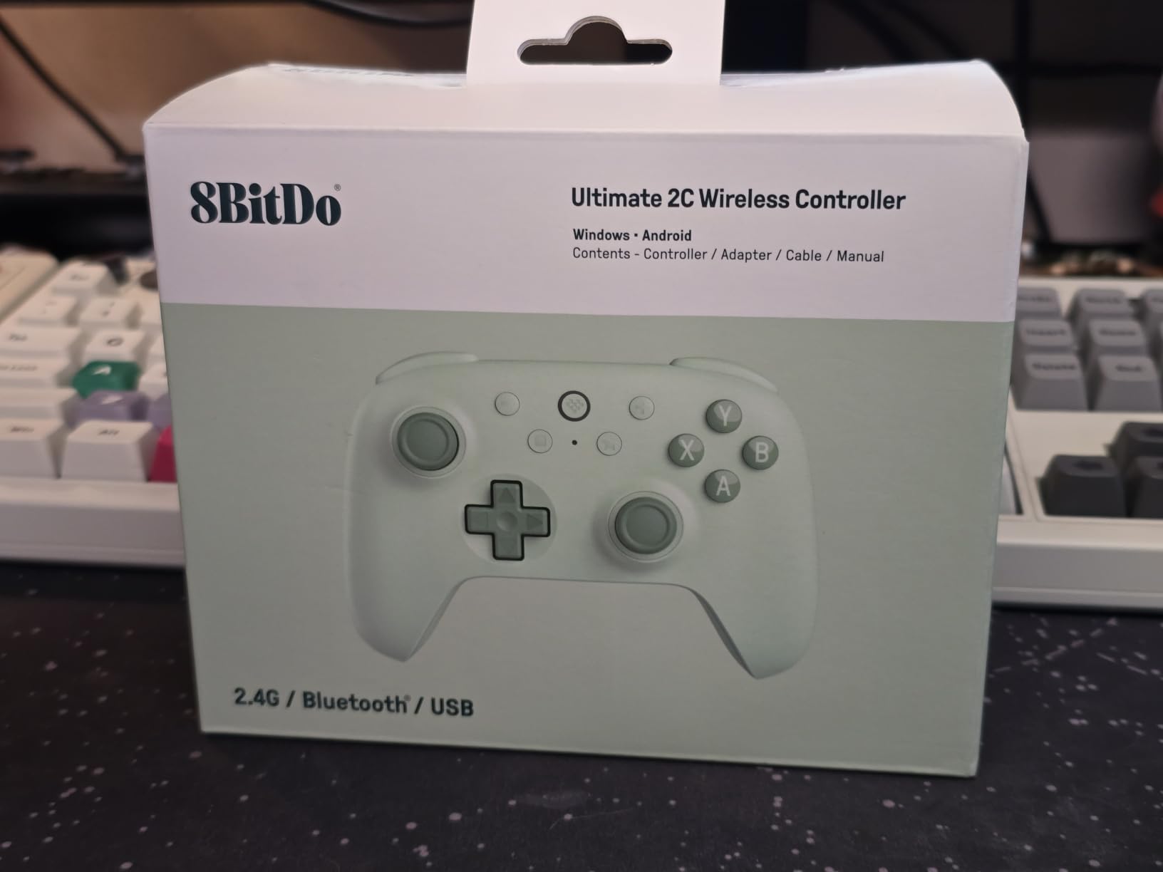 8Bitdo Ultimate 2C Wireless Controller for Windows PC and Android, with 1000 Hz Polling Rate, Hall Effect Joysticks and Triggers, and Remappable L4/R4 Bumpers (Transparent Black) customer photo 1