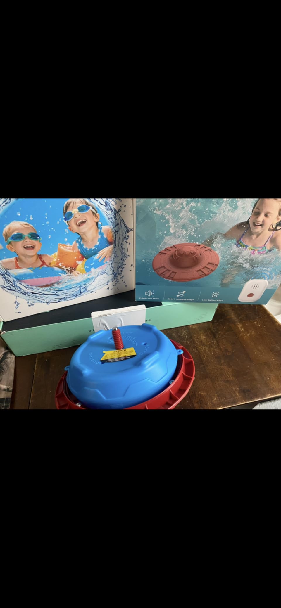 Pool Alarm for Inground & Above Ground Pools – Floating Pool Safety Alarm with 110dB Siren, Adjustable Sensitivity, Weatherproof– Covers up to 20' x 40' – Protects Kids & Pets (Blue) customer photo 1