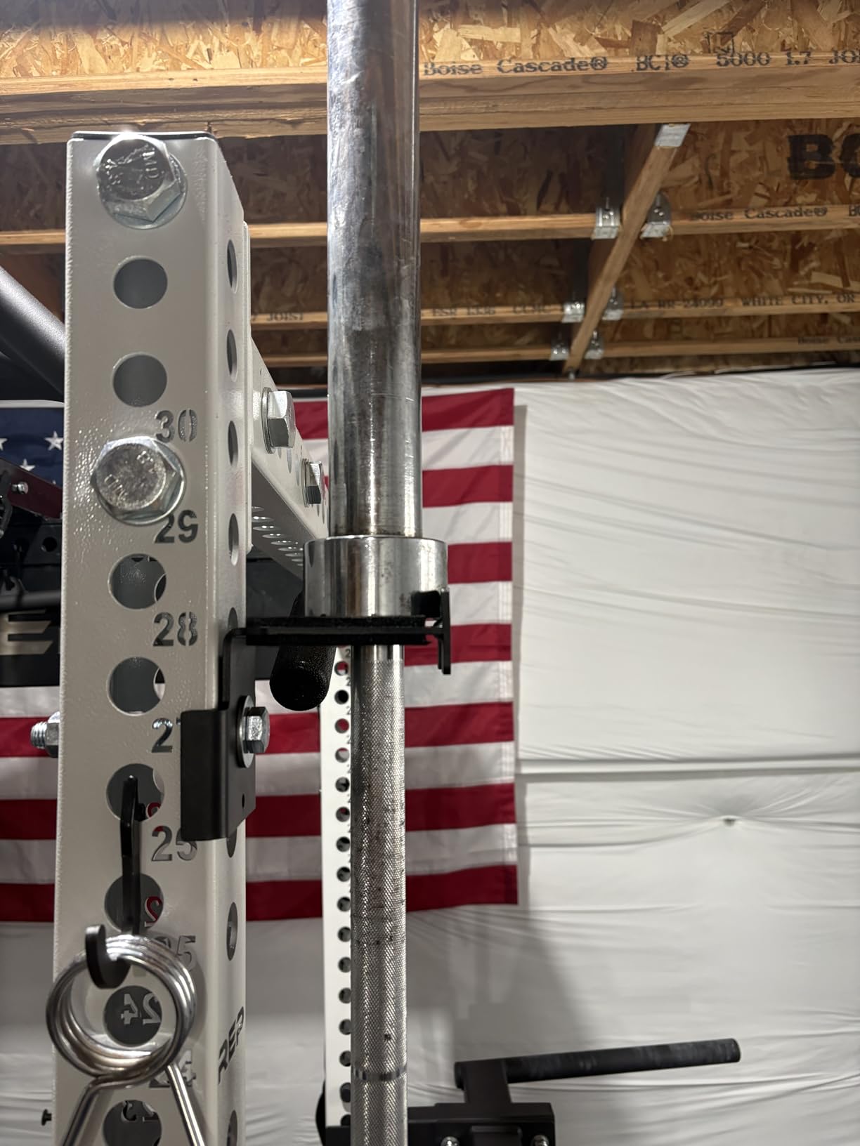 Rack-Mounted Olympic Barbell Holder for 2x2 & 2x3 Power Racks, No Drilling Required – Heavy-Duty Steel Storage with Protective Padding, Space-Saving Gym Equipment customer photo 2