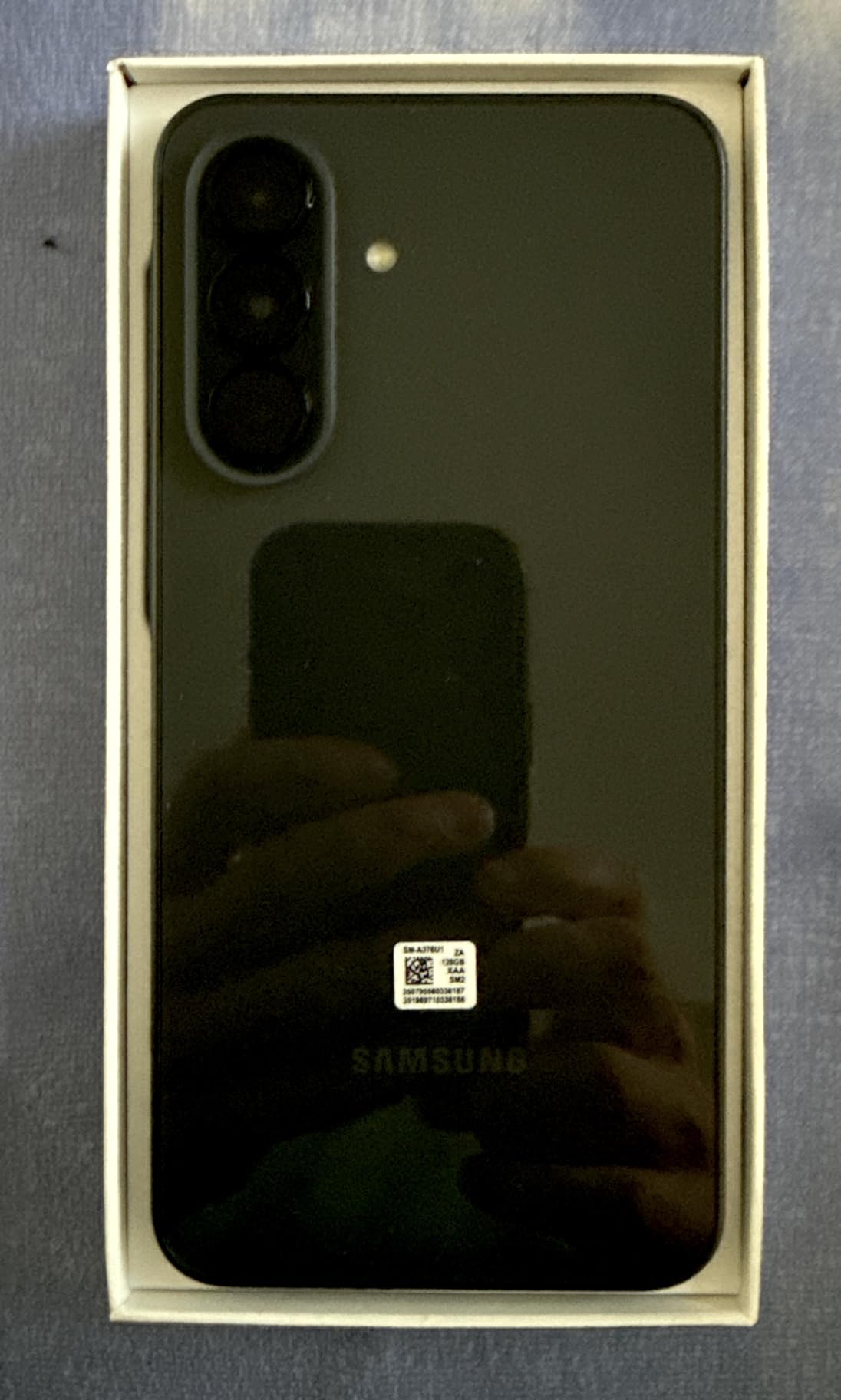Samsung Galaxy A37 5G (2026), Unlocked Android Smartphone, 256GB, AMOLED Display, Triple Camera, IP68, Slim Phone, 5000mAh Battery, US Version, US 1 Yr Warranty, Awesome White customer photo 1