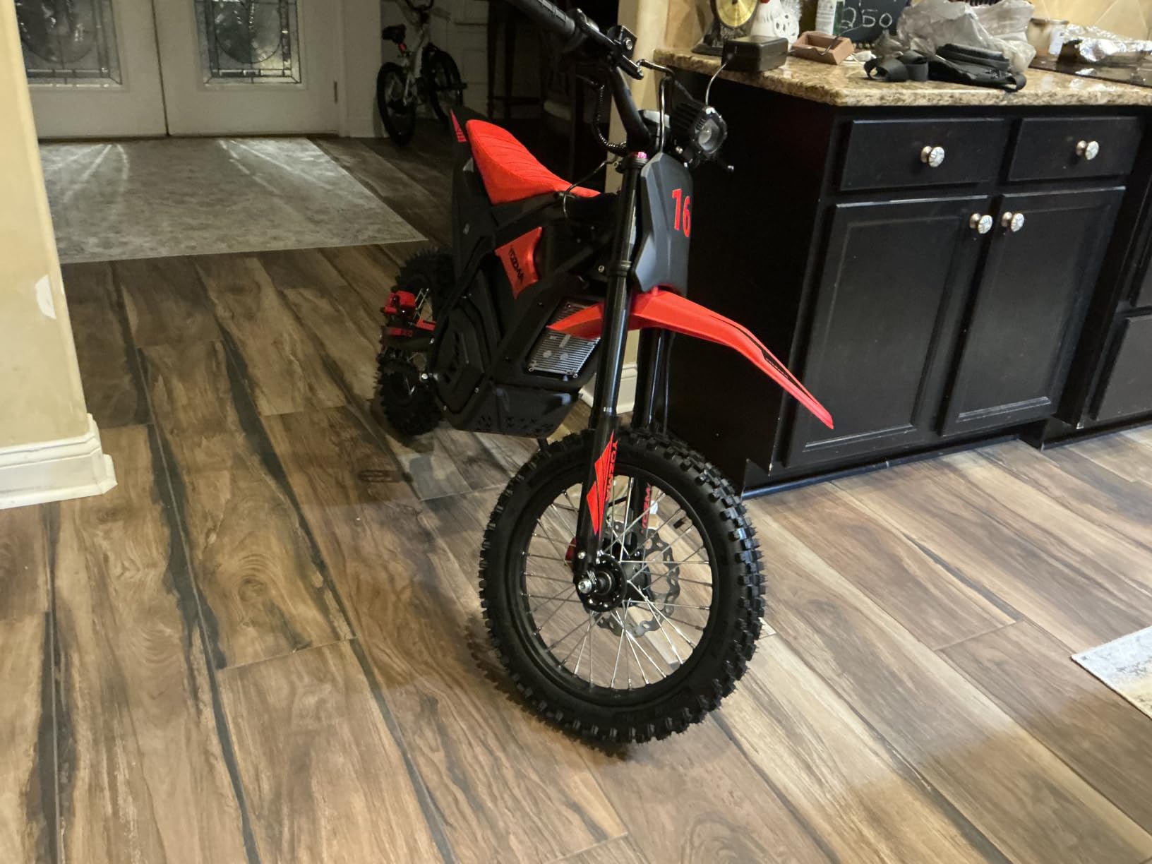 Yozma IN10 Electric Dirt Bike, 40MPH 2600W Off Road Electric Motorcycle | 48V Removable Battery Ebike, Dual Hydraulic Suspension & Brakes, Mountain Off Road, Matte Red customer photo 1