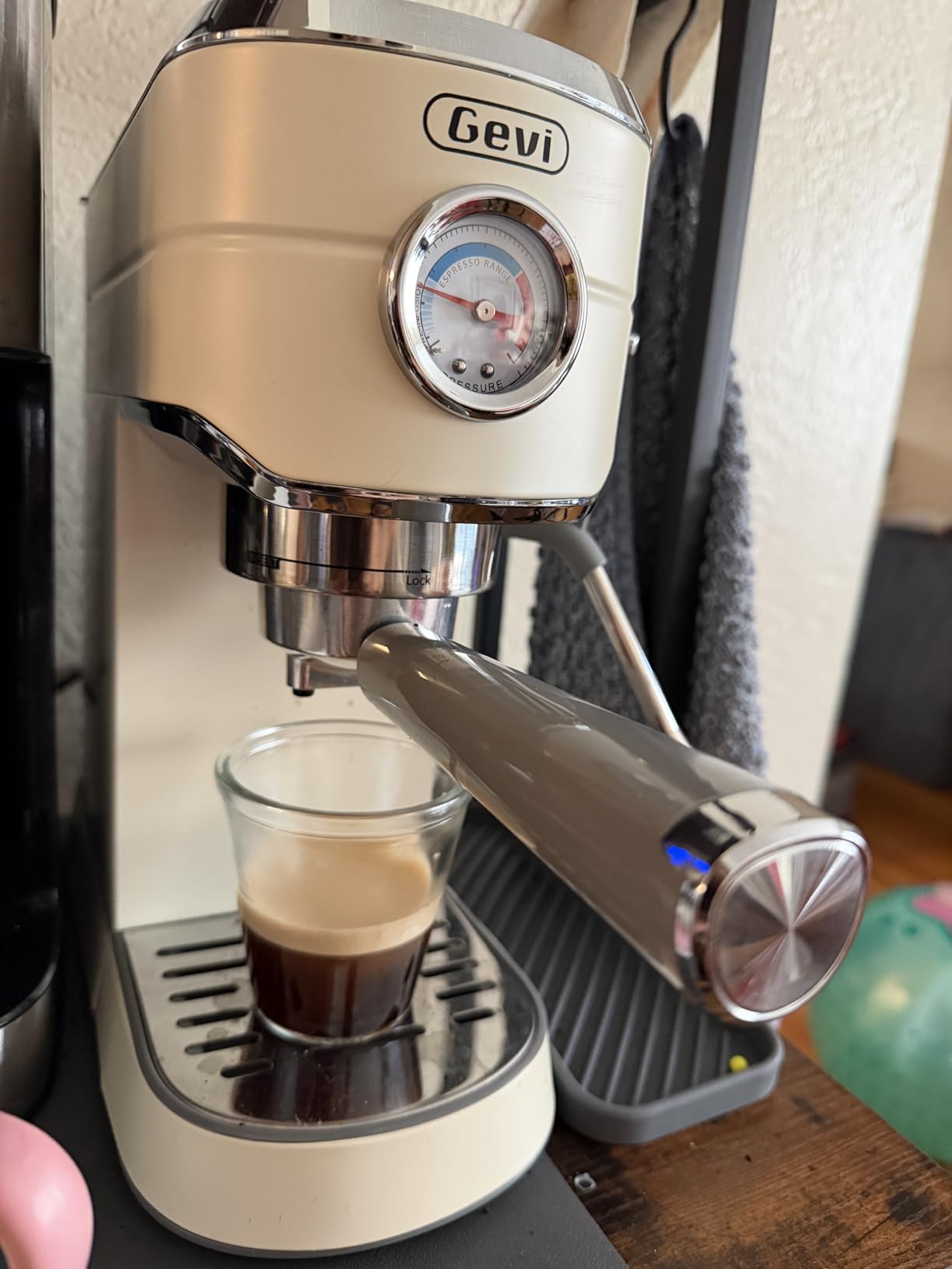 Gevi 20 Bar Espresso Machine with Conical Burr Anti-Static Coffee Grinder customer photo 1