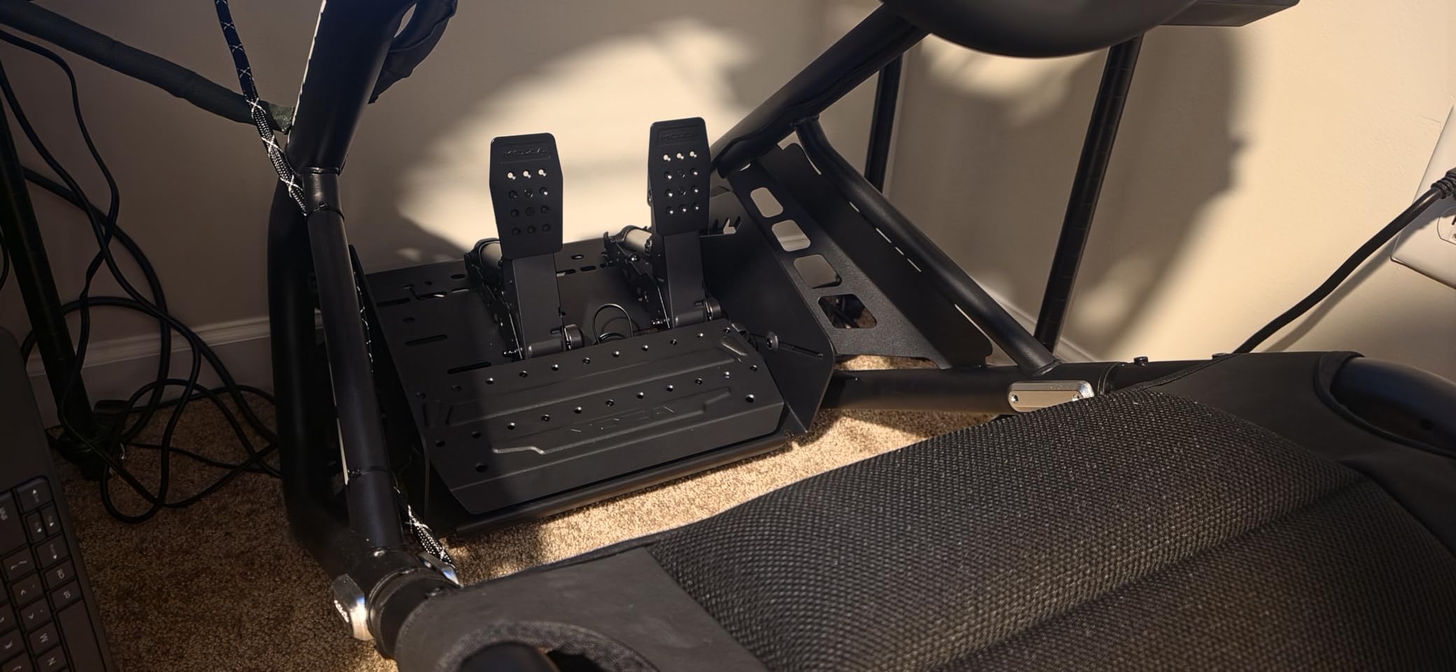 MOZA SRP2 Pedals Set Throttle Brake Pedal Equipped With 100KG Load Cell customer photo 1