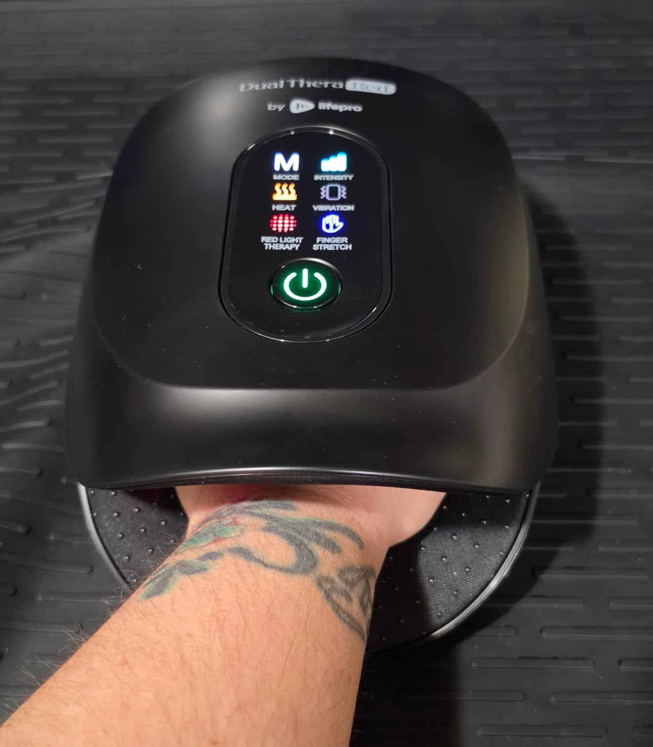 Lifepro DualThera Hand Massager – Finger Stretching, Heat & Compression customer photo 2