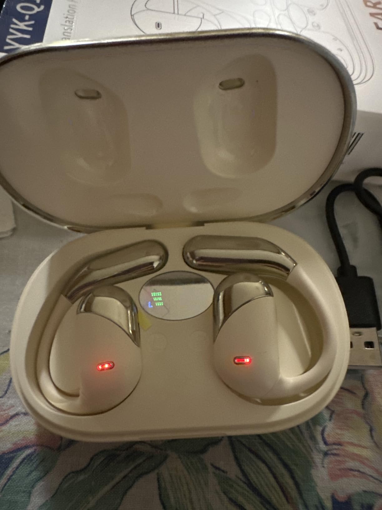 AI Translation Earbuds Real Time - 198 Languages Translator 60H Playtime customer photo 1