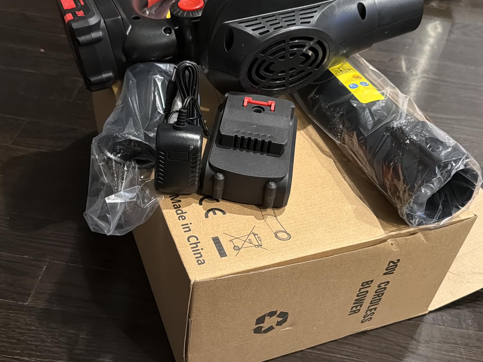 MZK 20V Cordless Leaf Blower, Lightweight Electric Blower customer photo 2