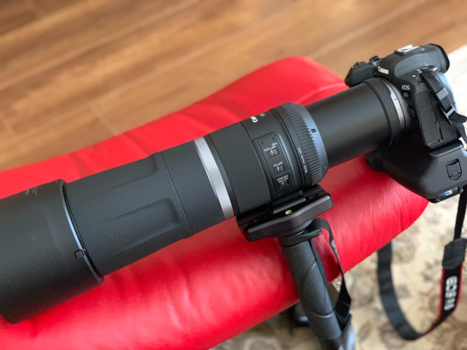 Manfrotto 290 Carbon Fiber 4-Section Monopod (MM290C4US) customer photo 2