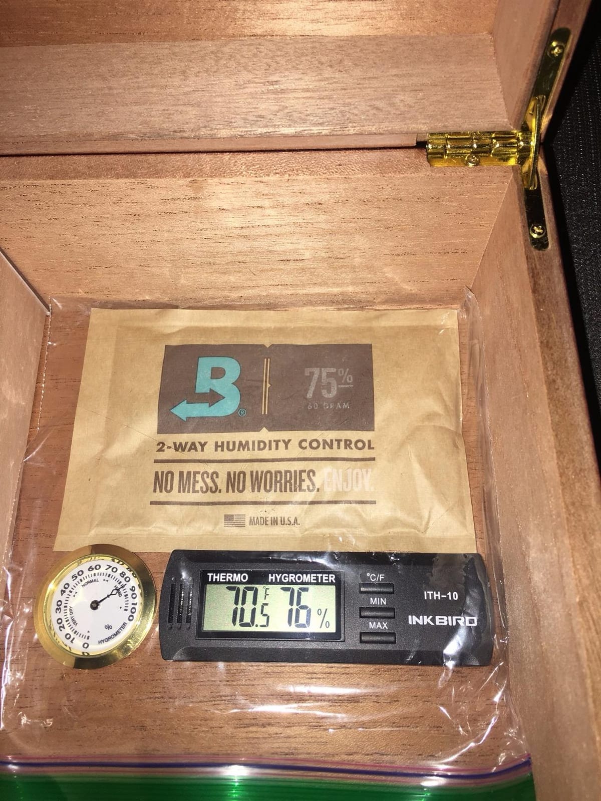 Inkbird ITH-10 Digital Thermometer and Hygrometer Temperature Humidity Monitor for Aging Box Guitar Ukulele customer photo 1