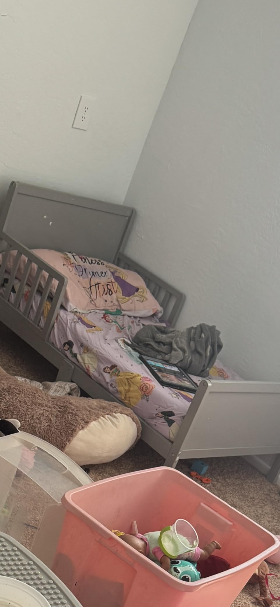 Delta Children Fancy Wood Toddler Bed - Greenguard Gold Certified, Grey customer photo 1