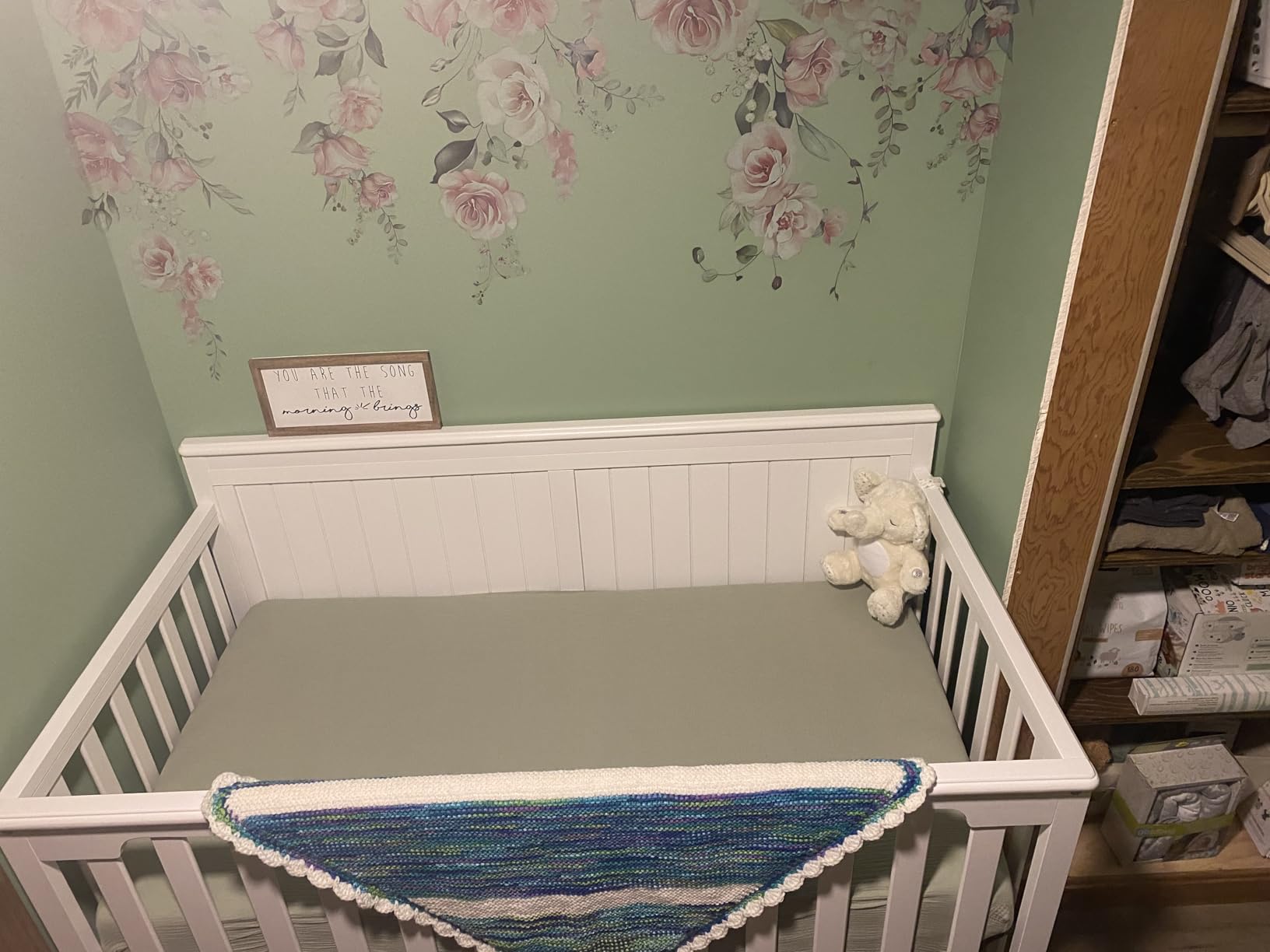 Graco Hadley 5-in-1 Convertible Crib with Drawer, White customer photo 2