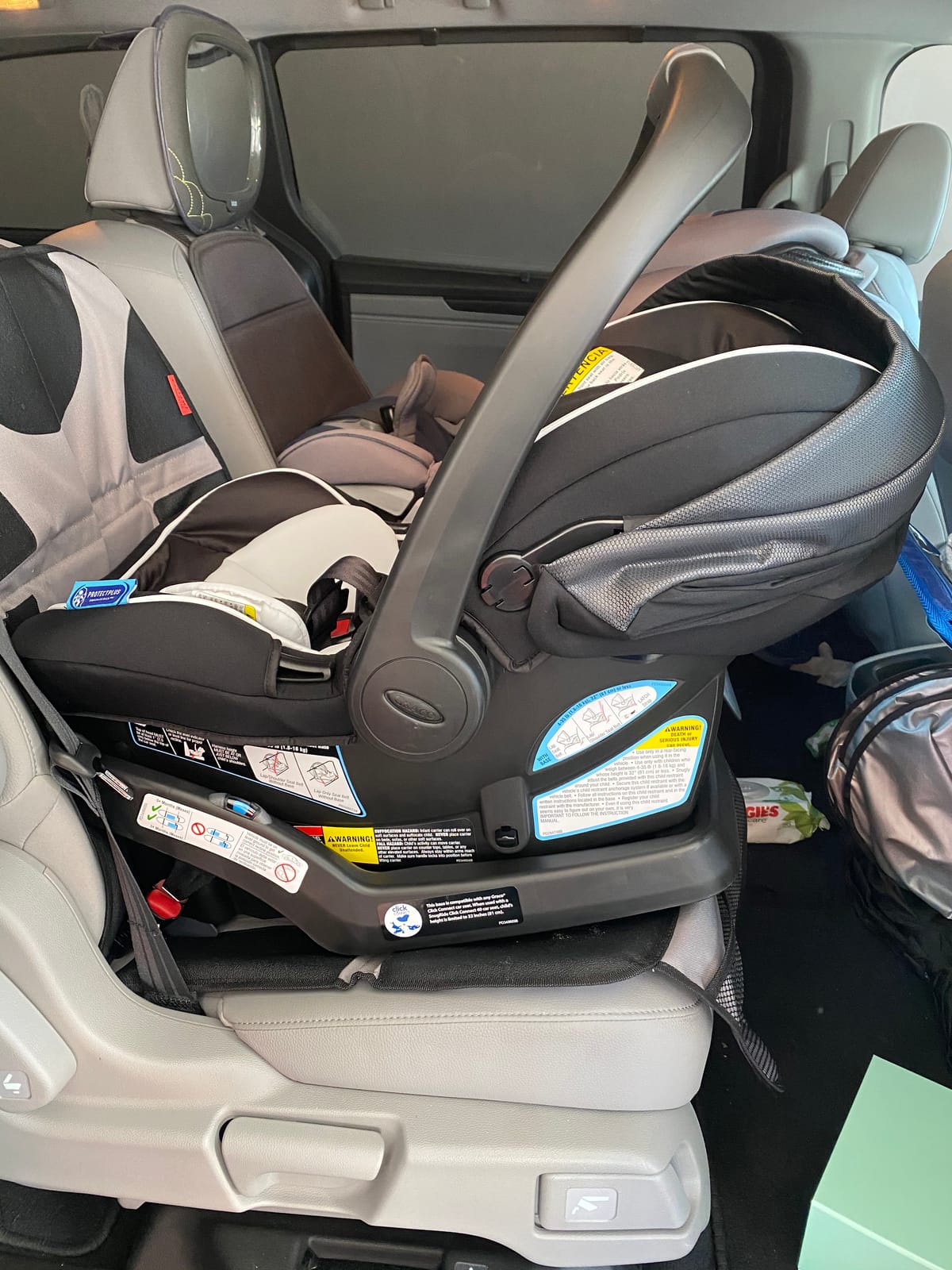 Graco SnugRide Lite Infant Car Seat Base, Black customer photo 1