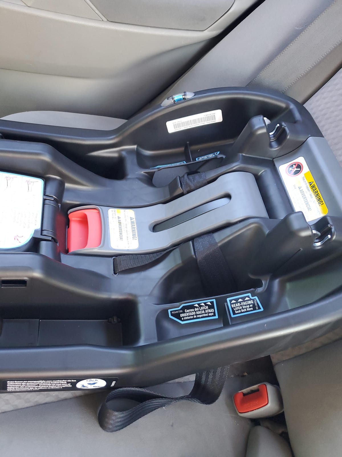 Graco SnugRide Lite Infant Car Seat Base, Black customer photo 2