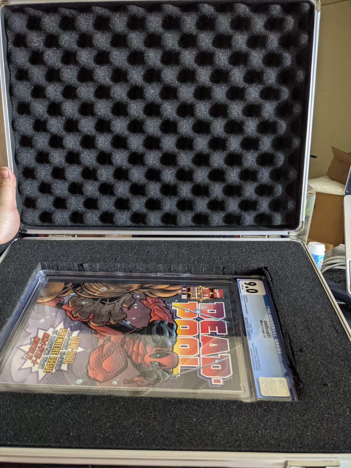 HUL 18in Two-Tone Aluminum Case with Customizable Pluck Foam Interior for Test Instruments Cameras Tools Parts and Accessories customer photo 2