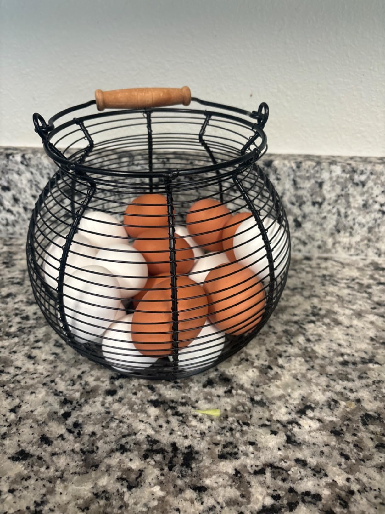 Flexzion Wire Egg Basket for Collecting Fresh Eggs, Black Countertop Holder customer photo 2