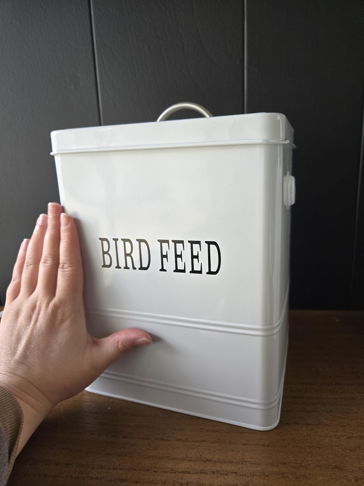 DEAYOU Pet Food Storage Tin with Lid, Metal Bird Seed and Feed Container with Serving Scoop, Treats Storage Canister Bin Can for Dogs, Cats Food, Coated Carbon Steel, Tight Fitting Lid, White, 5-6 Lbs customer photo 2