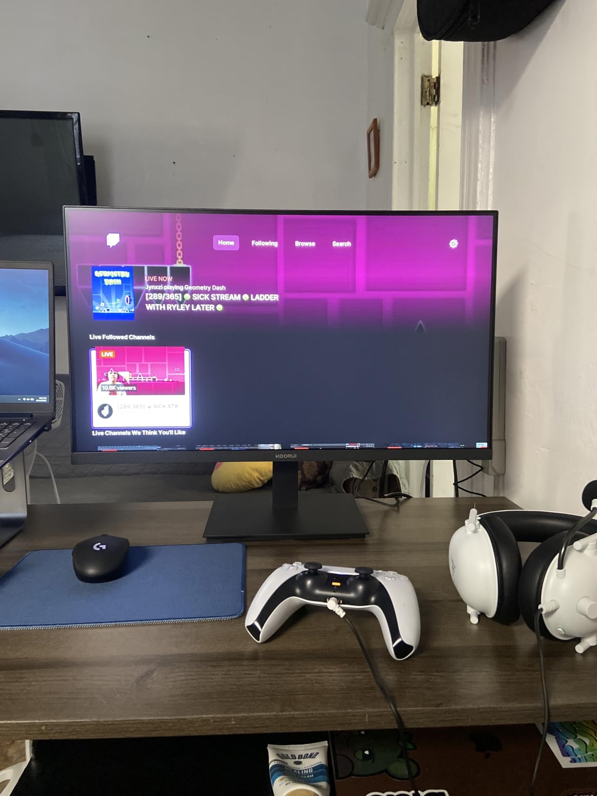 KOORUI 22 Inch Computer Monitor FHD 120Hz VA VESA Low Blue Light, E2212H customer photo 1