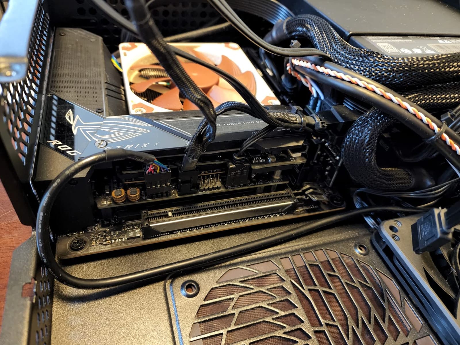 Noctua NH-L9i-17xx, Quiet High-Performance Low-Profile CPU Cooler customer photo 2