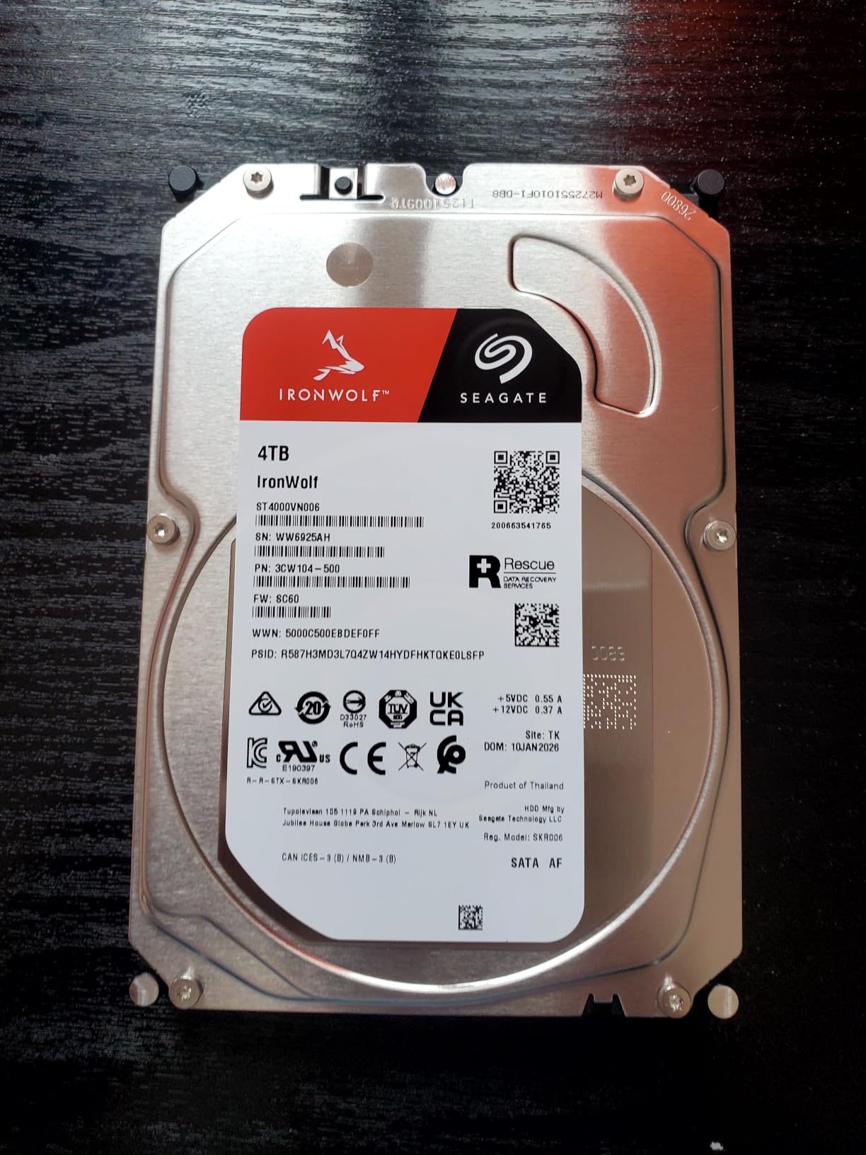 Seagate IronWolf 4TB NAS Internal Hard Drive CMR 3.5 Inch SATA 6Gb/s 5400 RPM 64MB Cache for RAID Network Attached Storage Rescue Services (ST4000VNZ06/006) customer photo 1