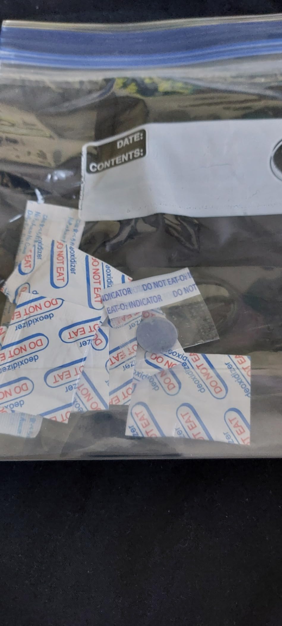 110 Packs 100CC Food Grade Oxygen Absorbers (10 Packs in Individual Vacuum Bag, 11x Packs of 10), Oxygen Absorbers for Food Storage, with Oxygen Indicator, for Mylar Bags, Mason Jars, Canning customer photo 1