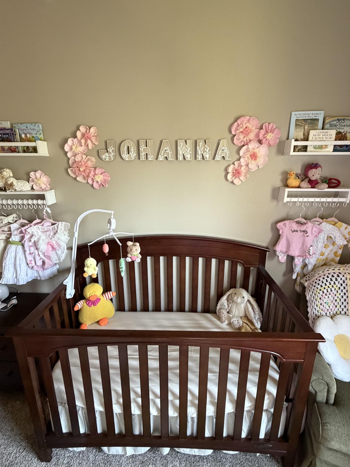 Forbena Floating Nursery Book Shelves for Wall Set of 4, Wall Bookshelf for Kids Room, White Wood Hanging Bookshelves Book Shelf for Baby Toddler Childrens Boy Girl Bedoom Toy and Decor Storage customer photo 1
