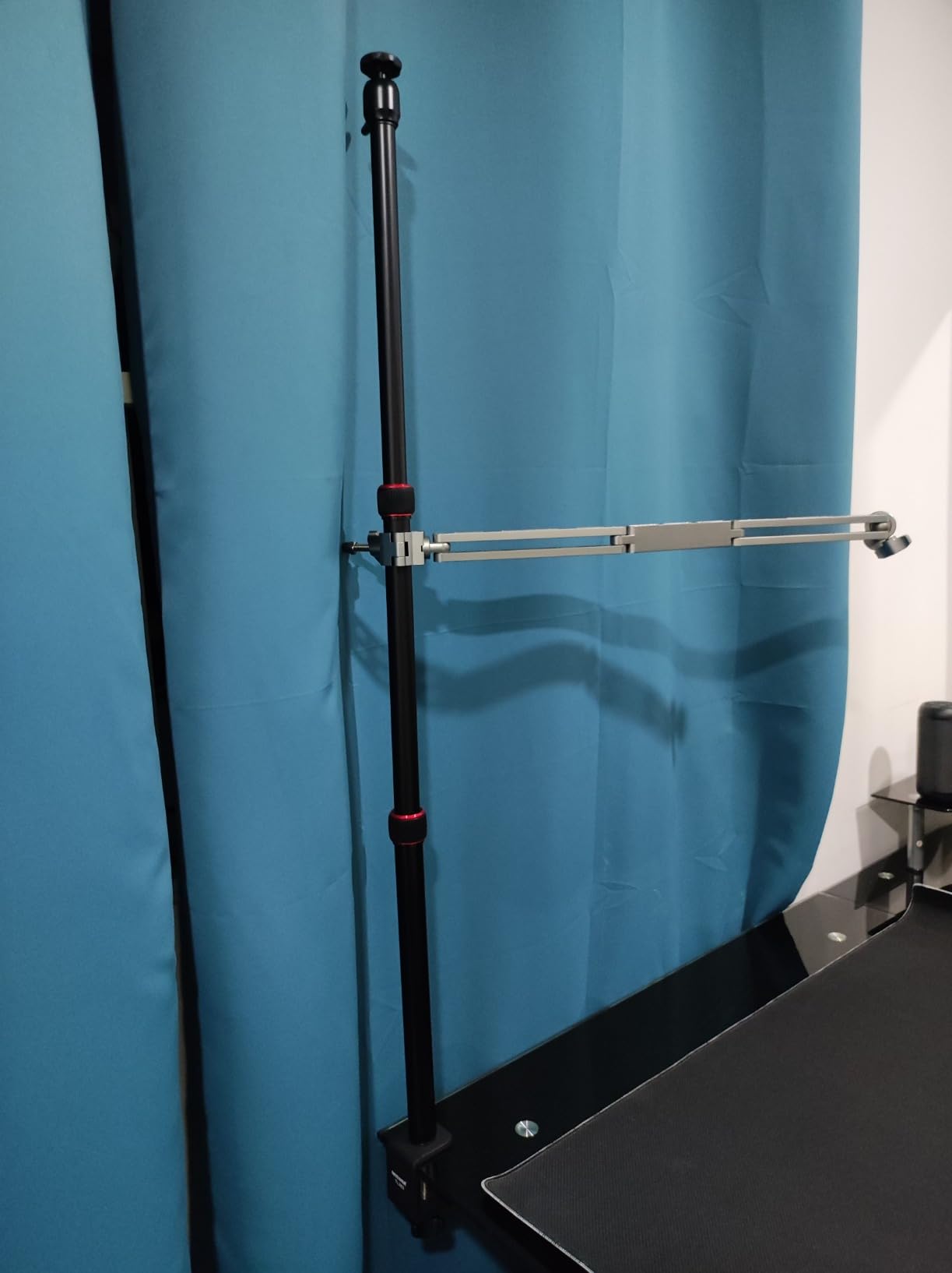 NEEWER Extendable Camera Desk Mount with Ball Head, 17