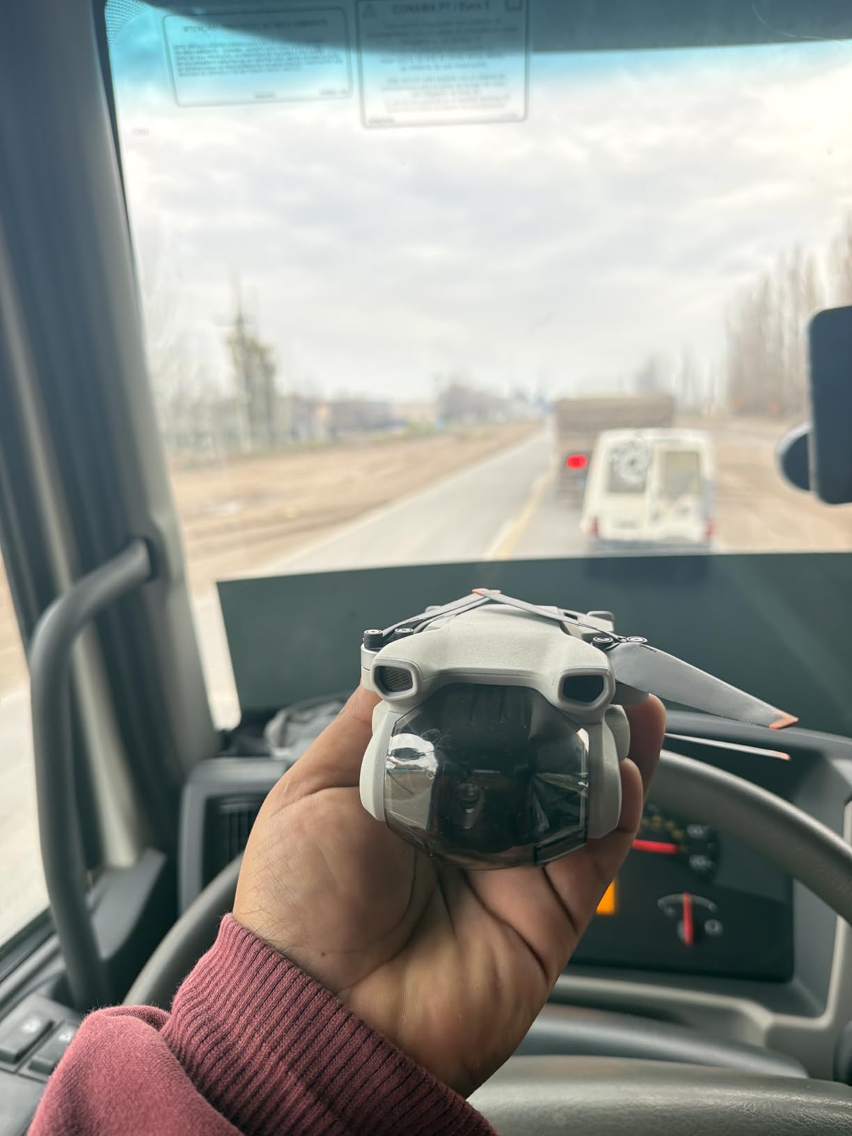 DJI Mini 3, 3-Axis Mechanical Gimbal Mini Camera Drone customer photo 1
