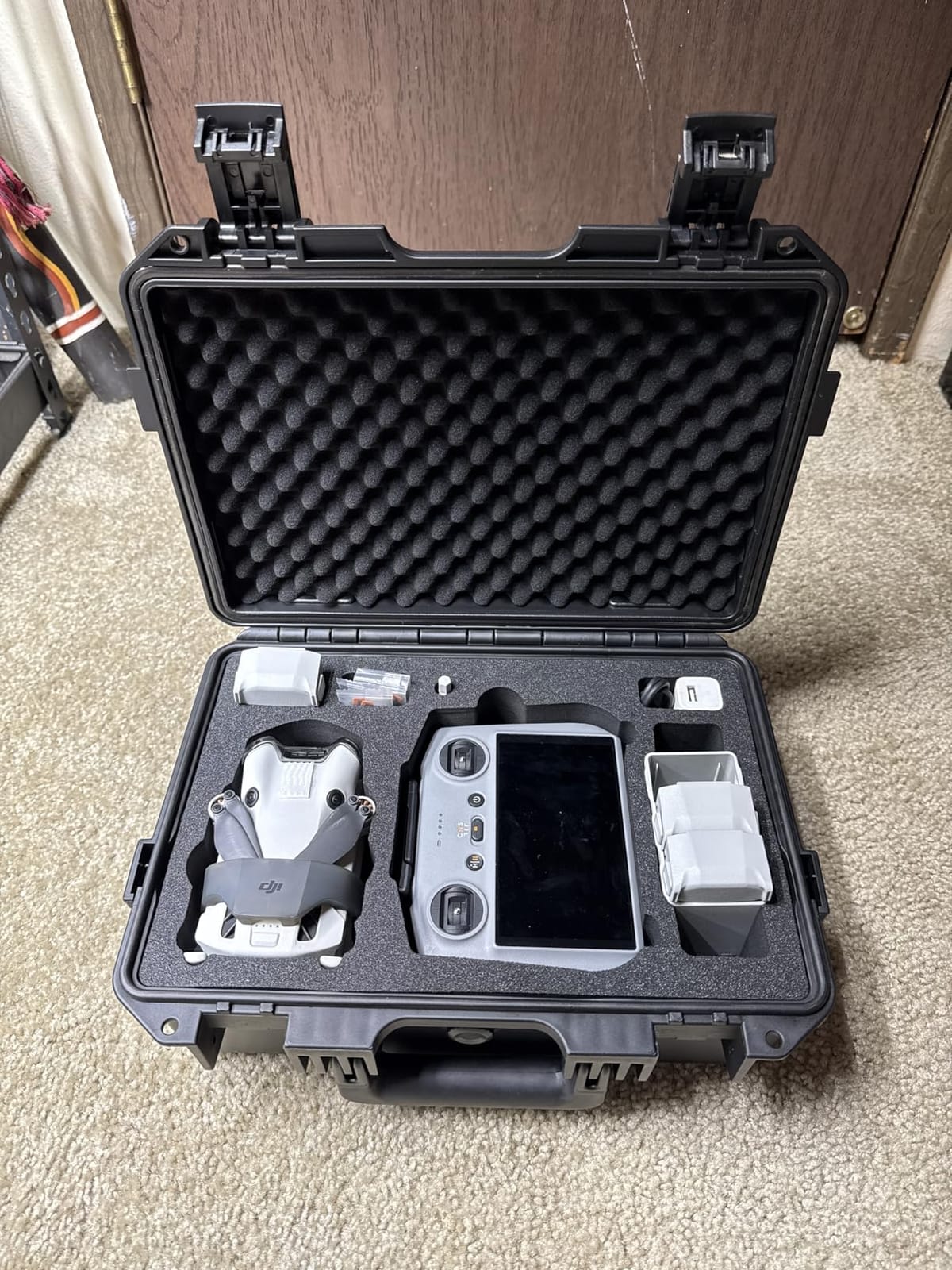 Lykus Titan MM410 Hard Case for DJI Mini 3/3 Pro/Mini 4 Pro and RC2/N3 customer photo 1