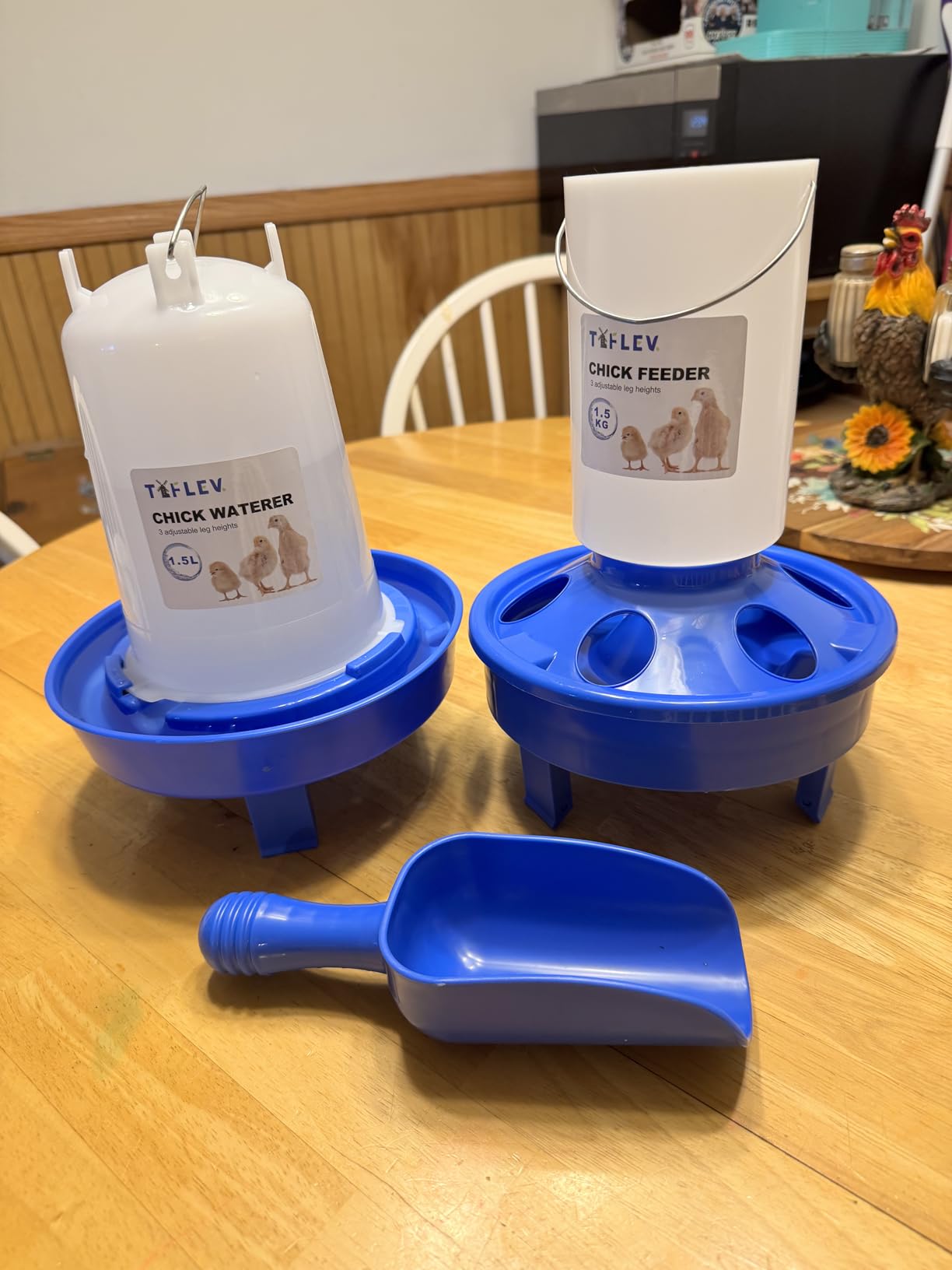0.4Gal Top Fill Chick Feeder and 0.4Gal Chick Waterer 3 Height Scoop Blue customer photo 2